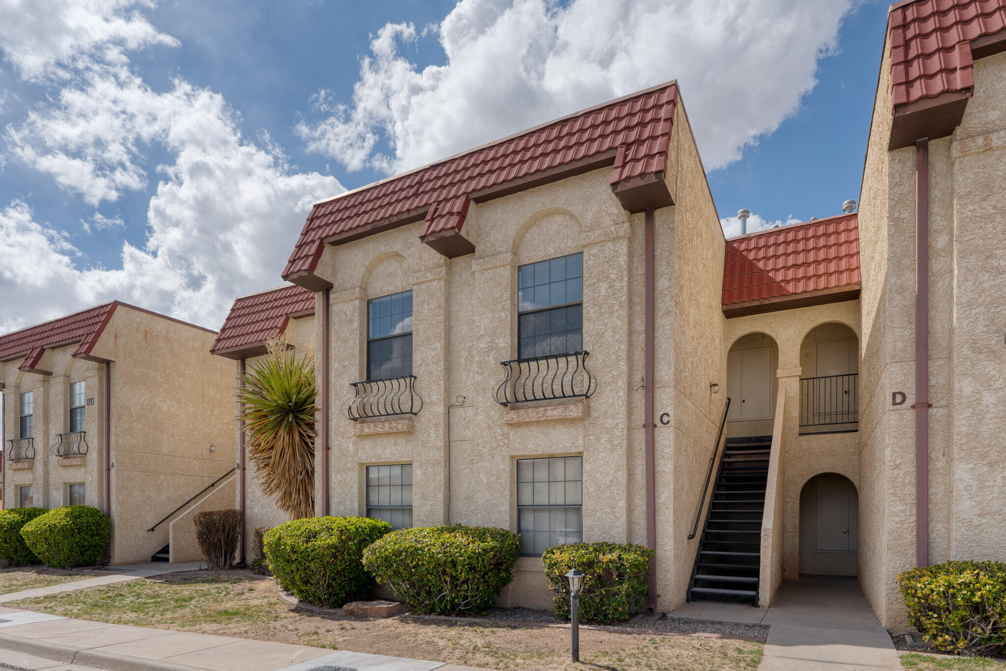 811 Country Club Drive SE 2c