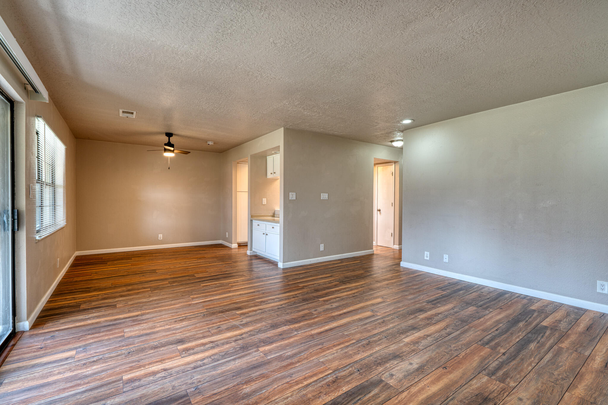 811 Country Club Drive SE 2c