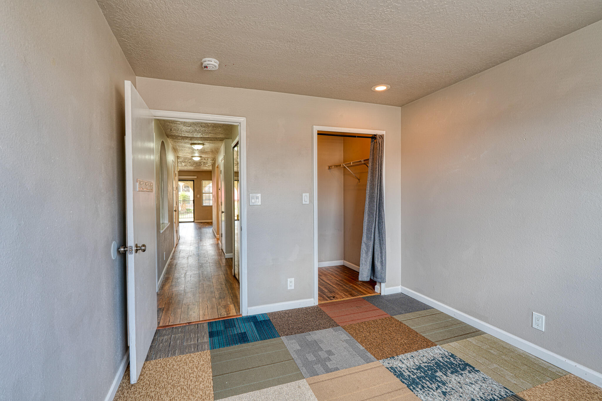 811 Country Club Drive SE 2c
