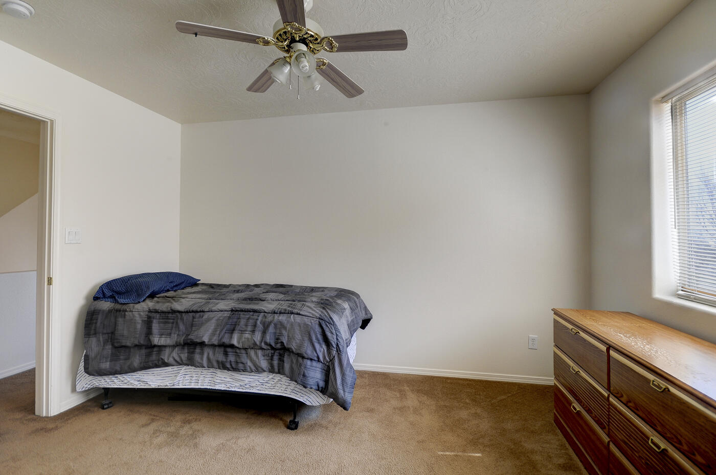 468 Wesley Court SW