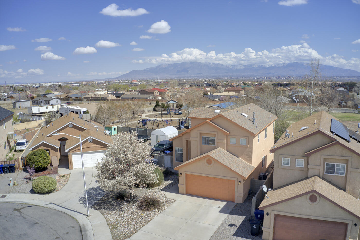 468 Wesley Court SW