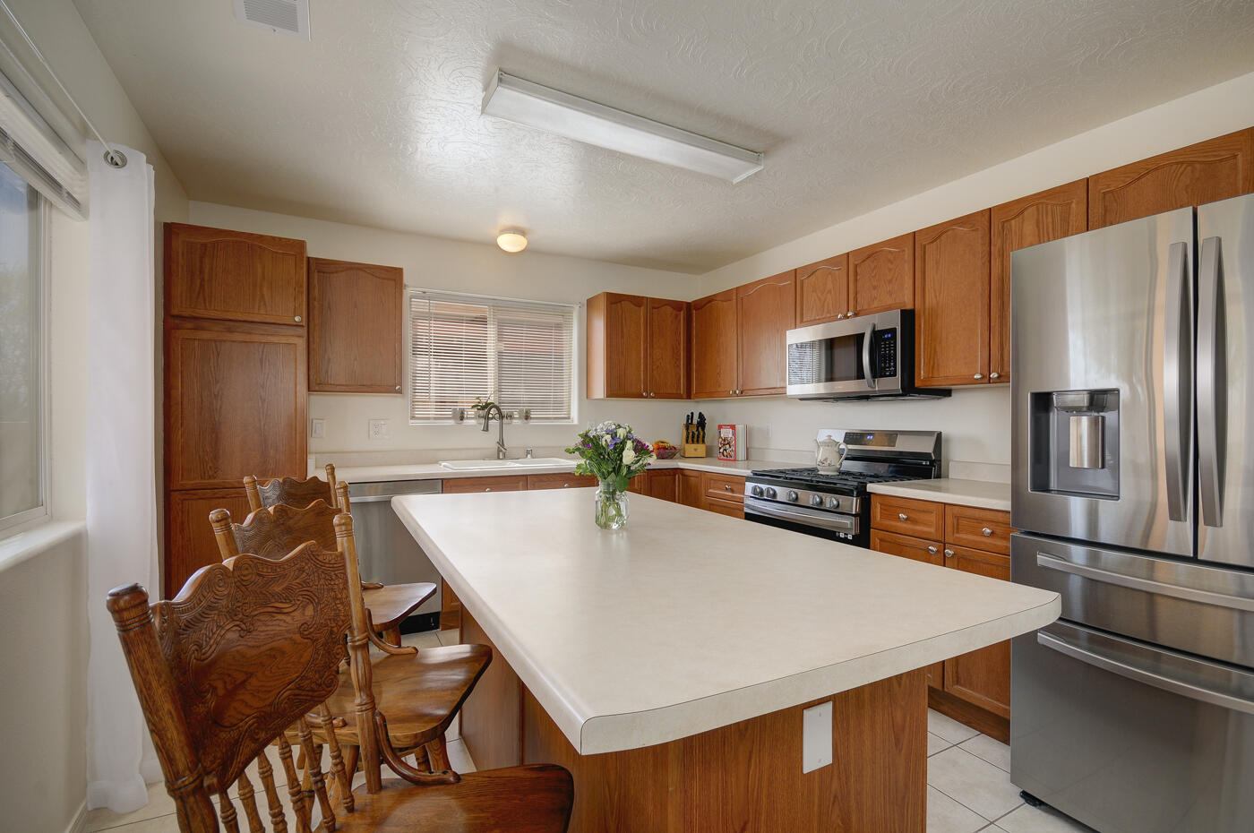468 Wesley Court SW