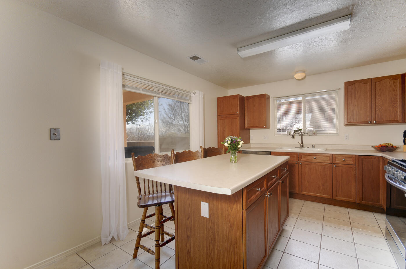 468 Wesley Court SW