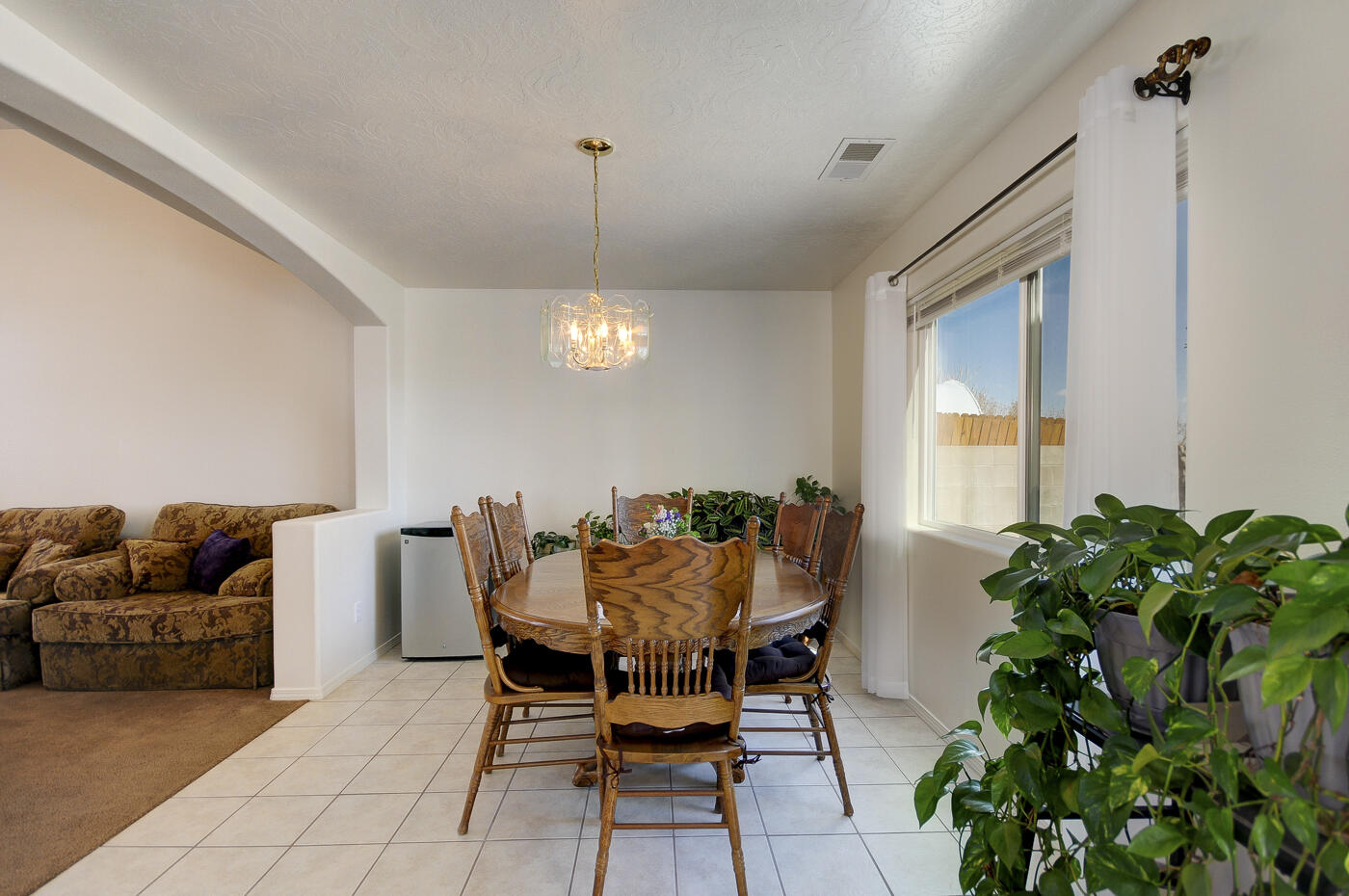 468 Wesley Court SW