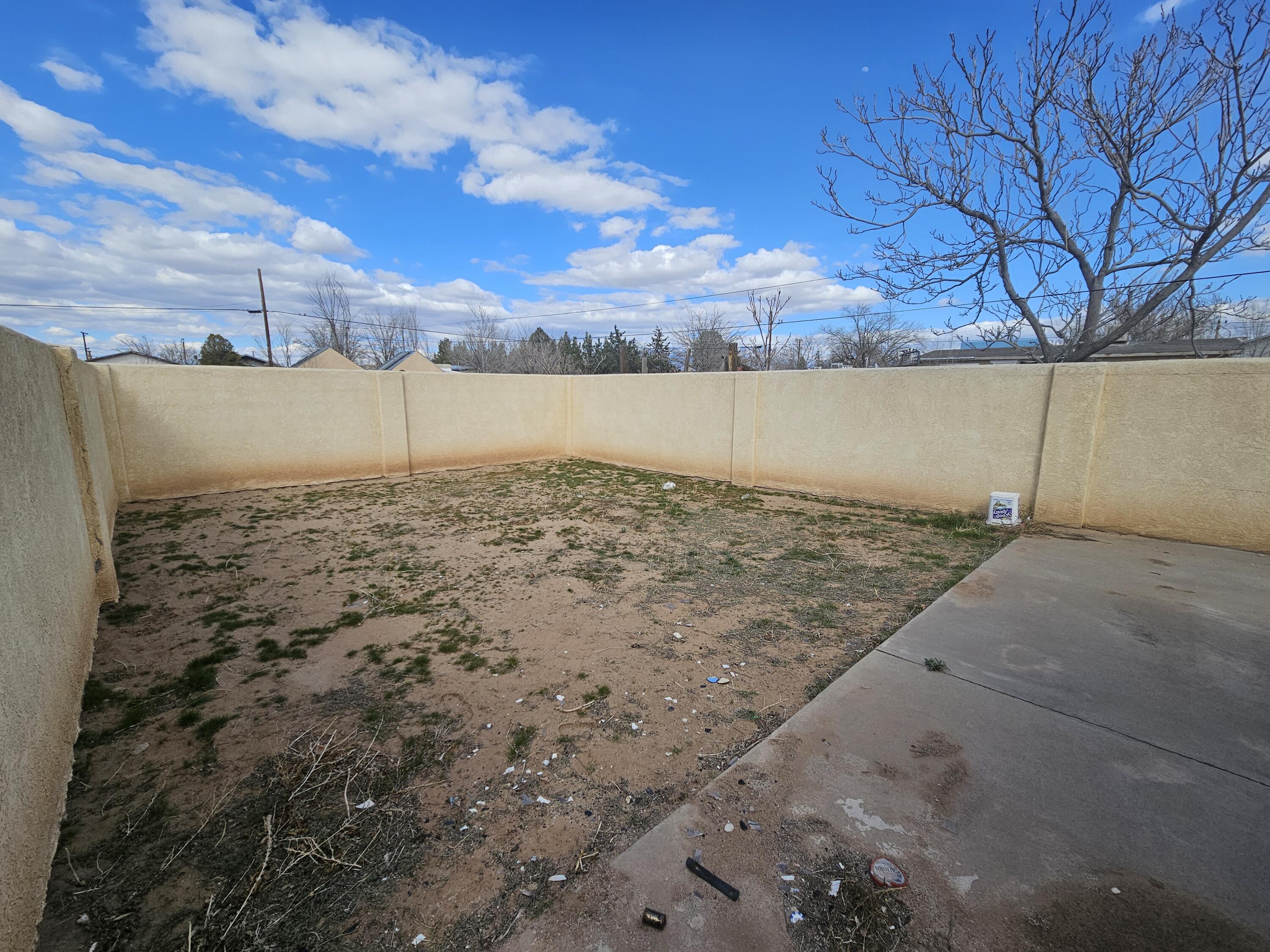 513 Veranda Road NW
