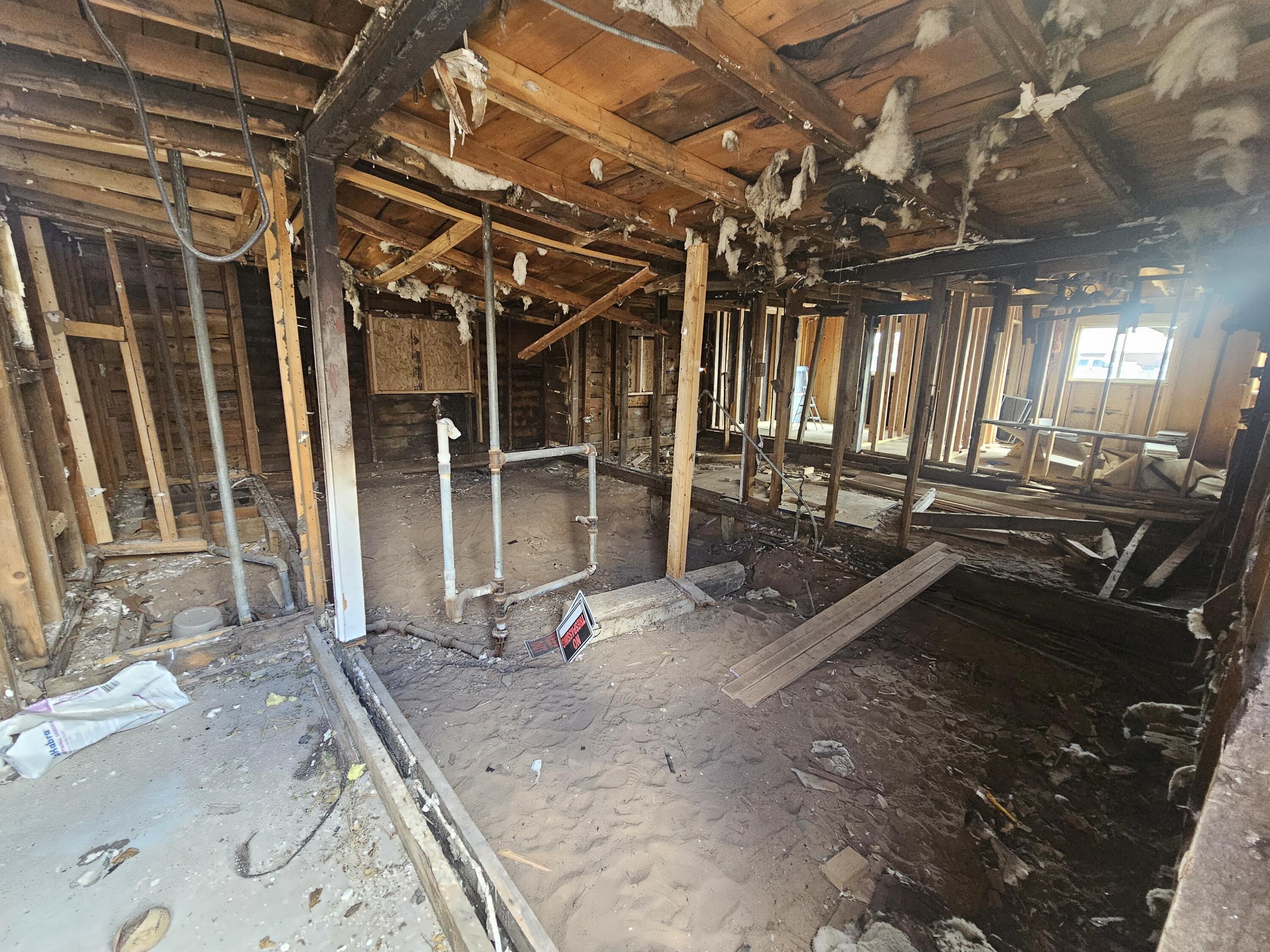 513 Veranda Road NW