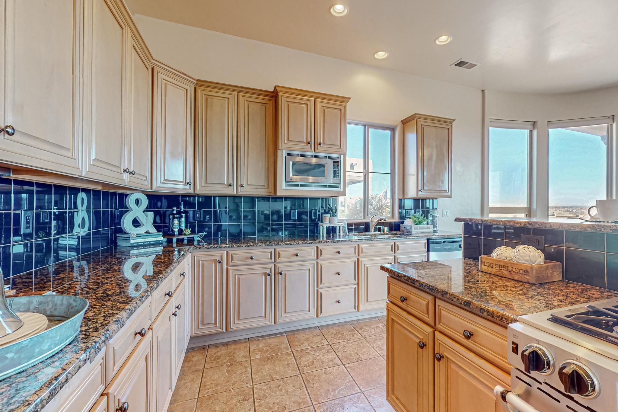 3809 Oxbow Village Lane NW