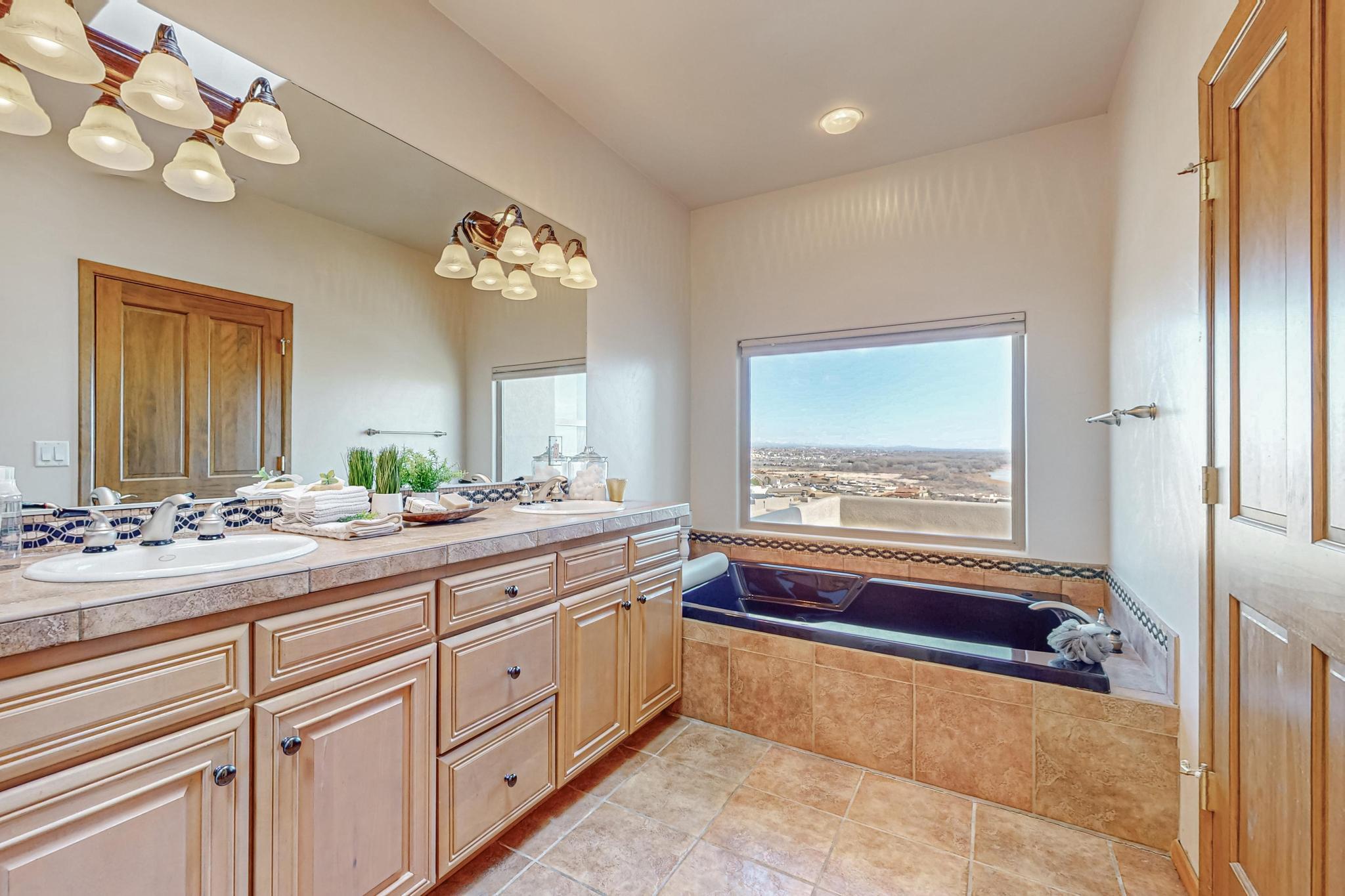 3809 Oxbow Village Lane NW