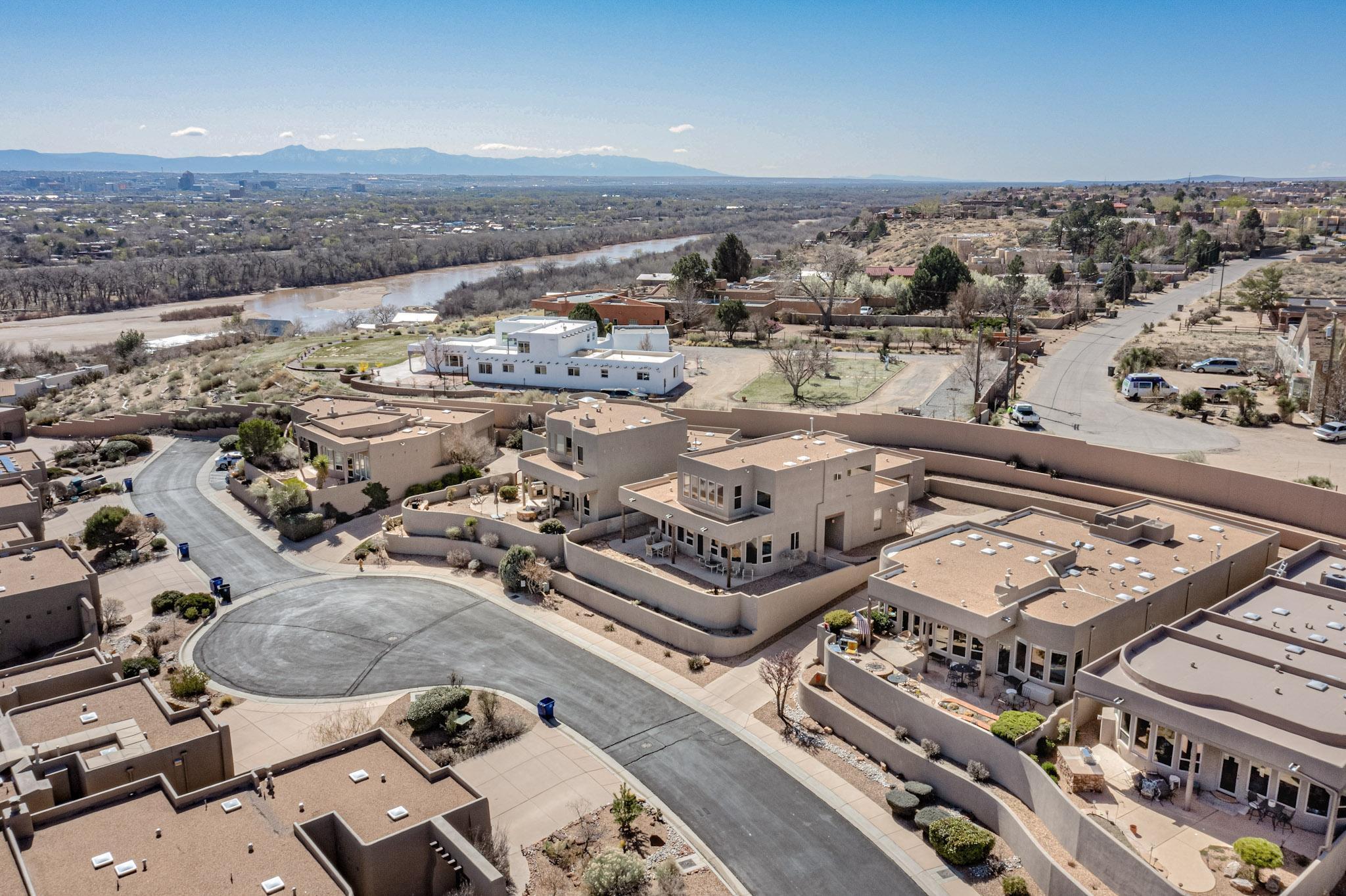 3809 Oxbow Village Lane NW