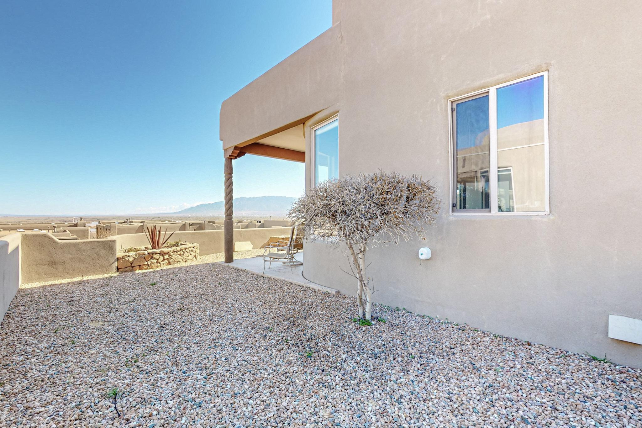 3809 Oxbow Village Lane NW