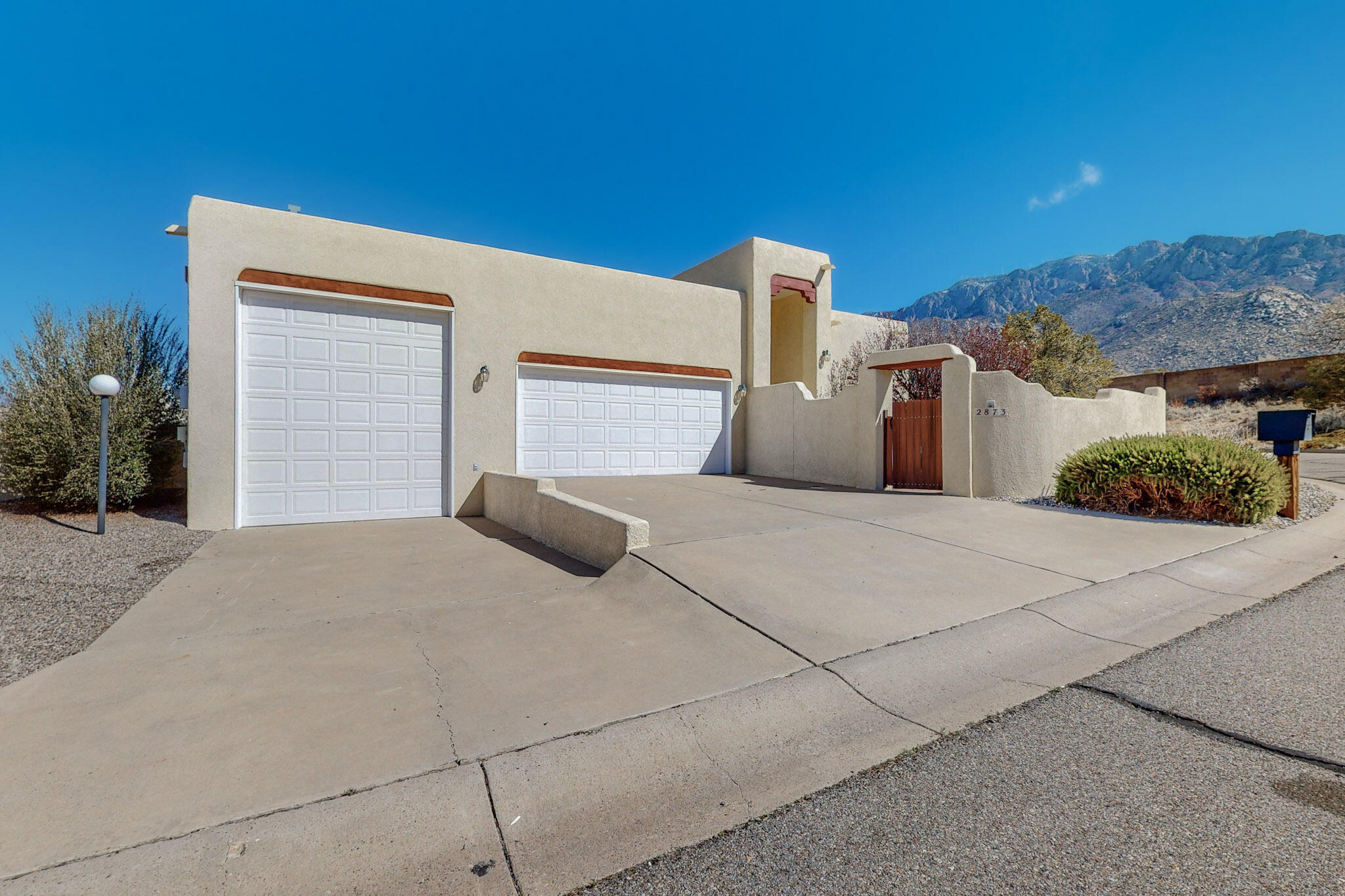 2873 Brushwood Street NE
