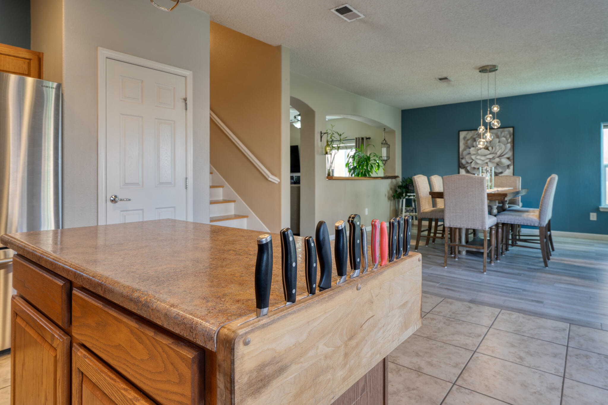 1221 Festival Road NW