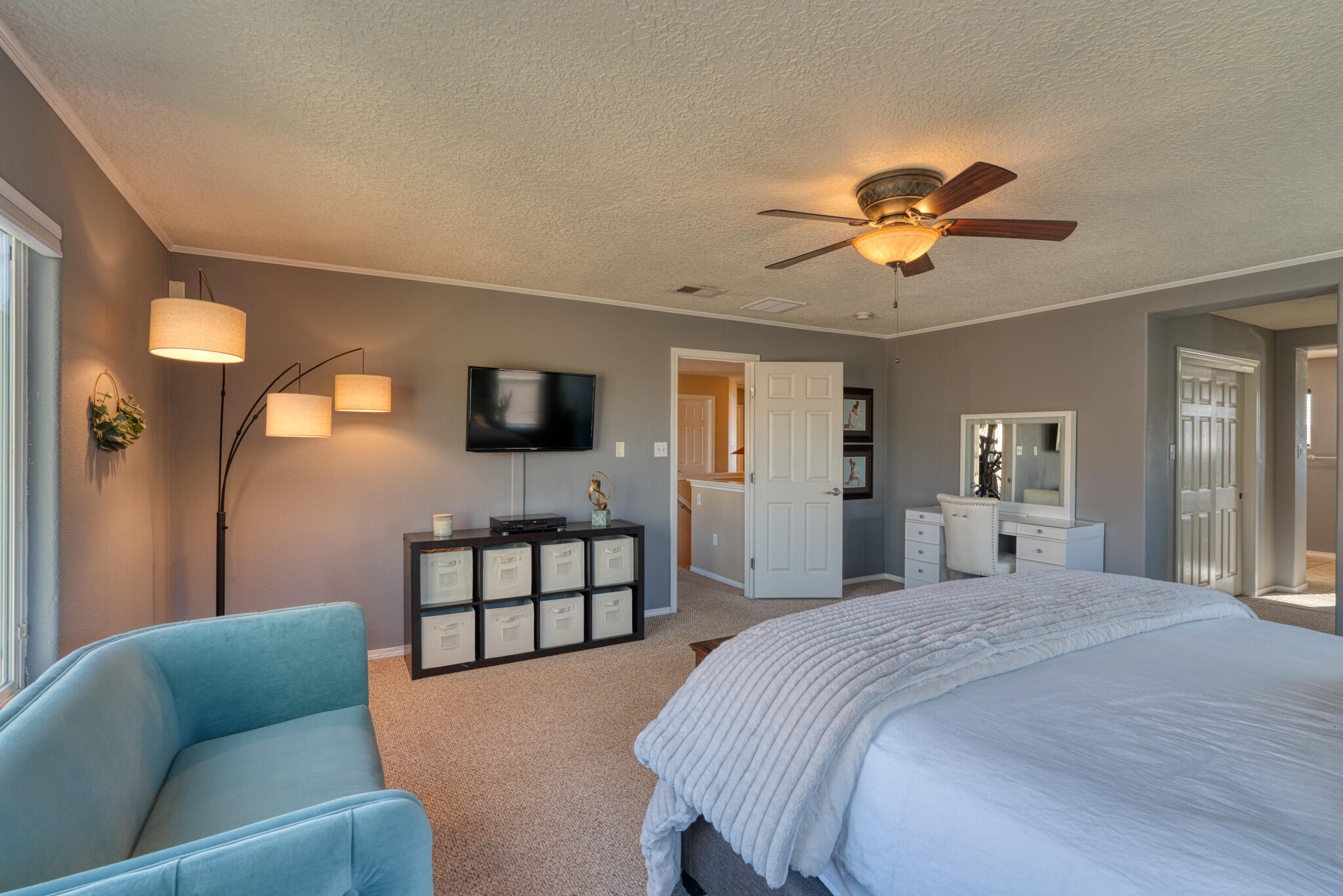 1221 Festival Road NW