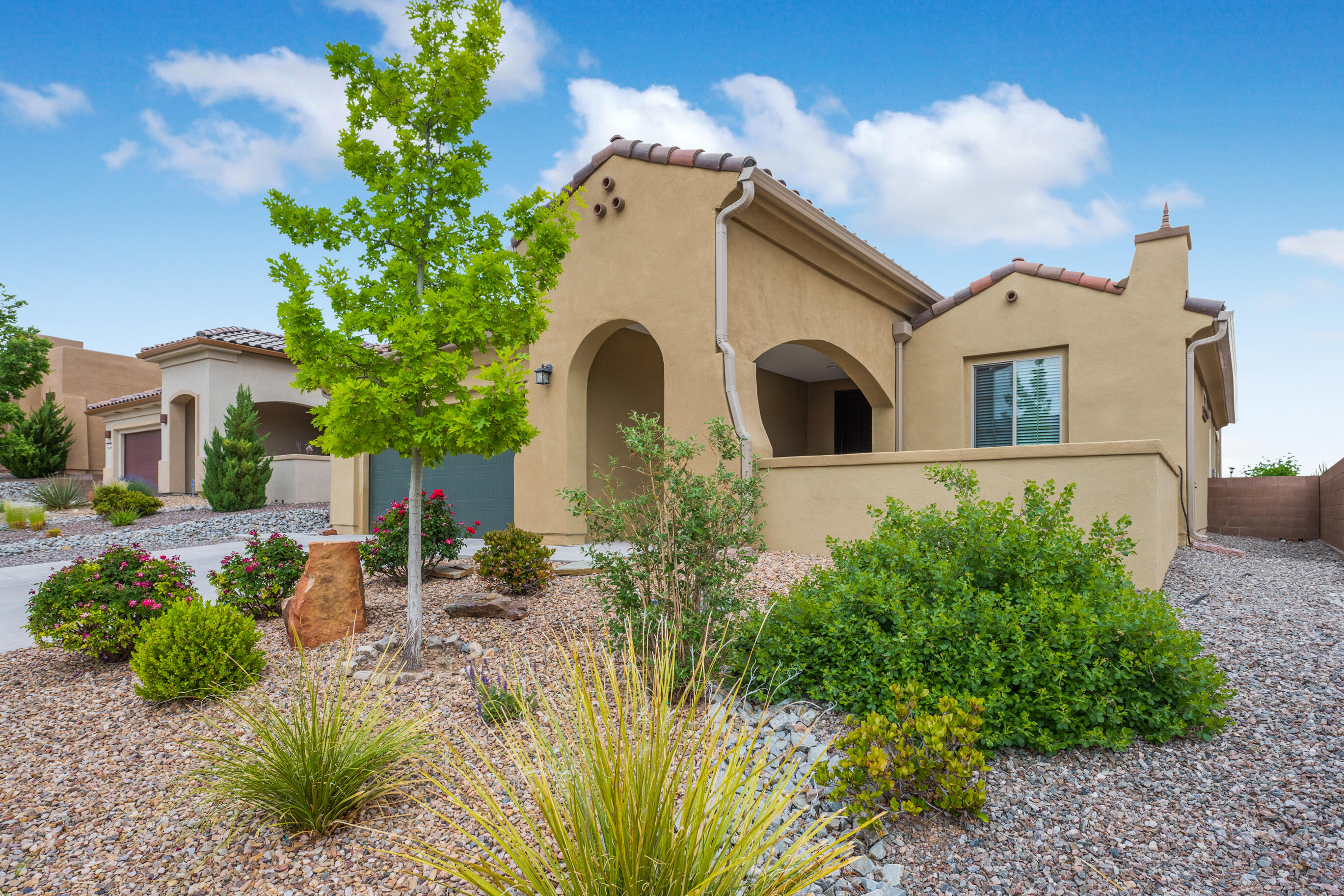 2304 Komatke Trail NW