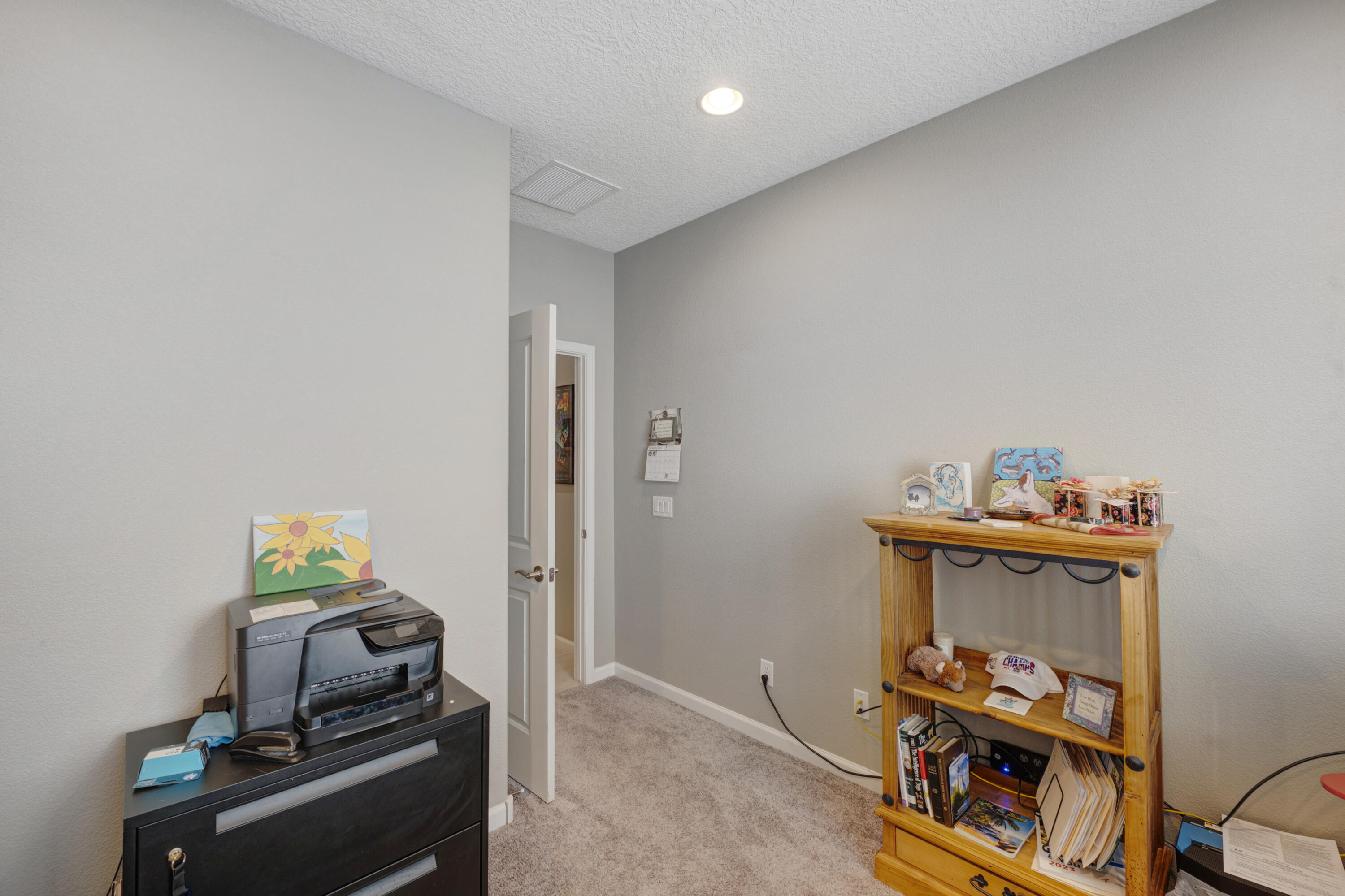 2304 Komatke Trail NW