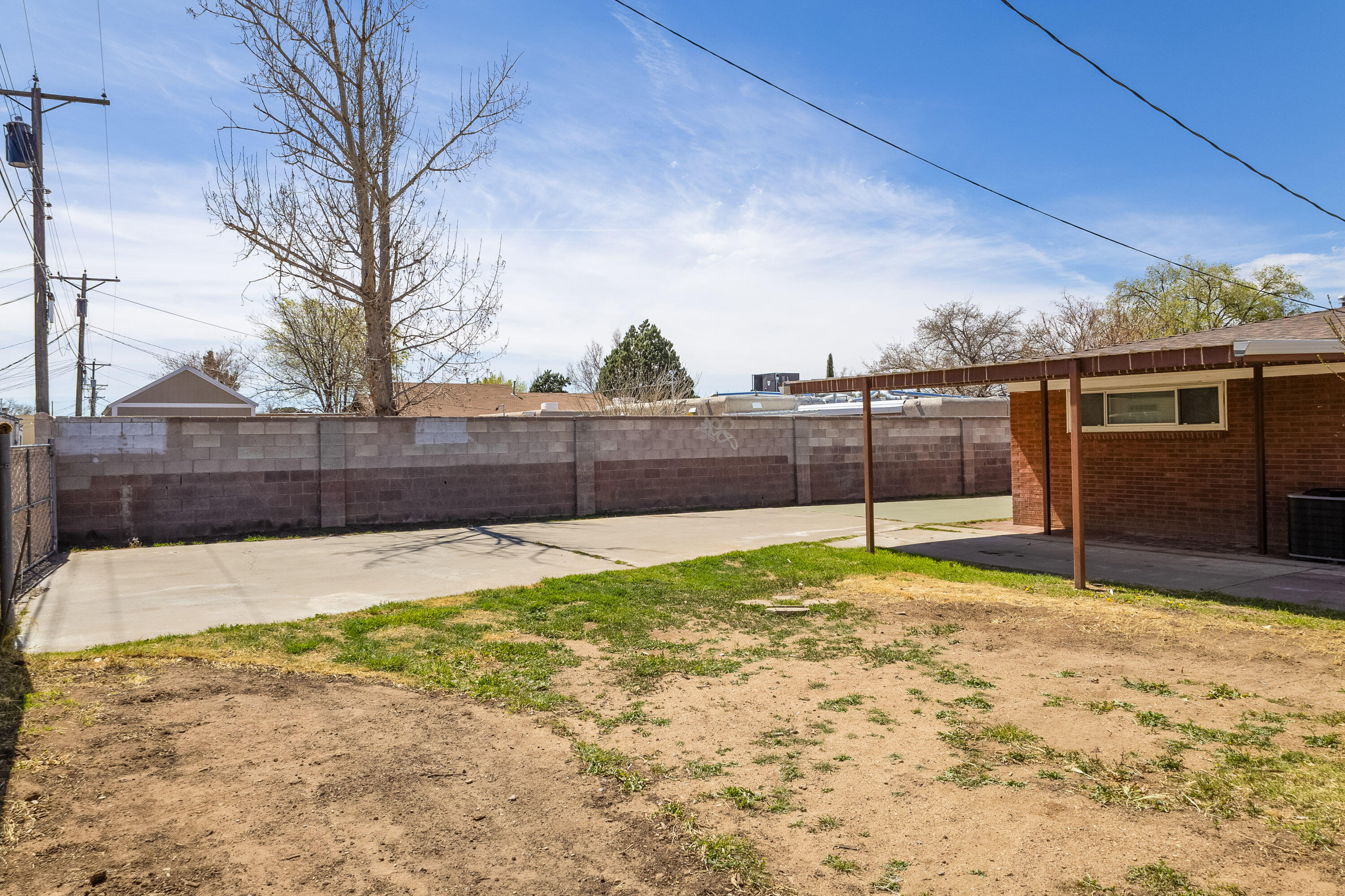 1716 Cagua Drive NE