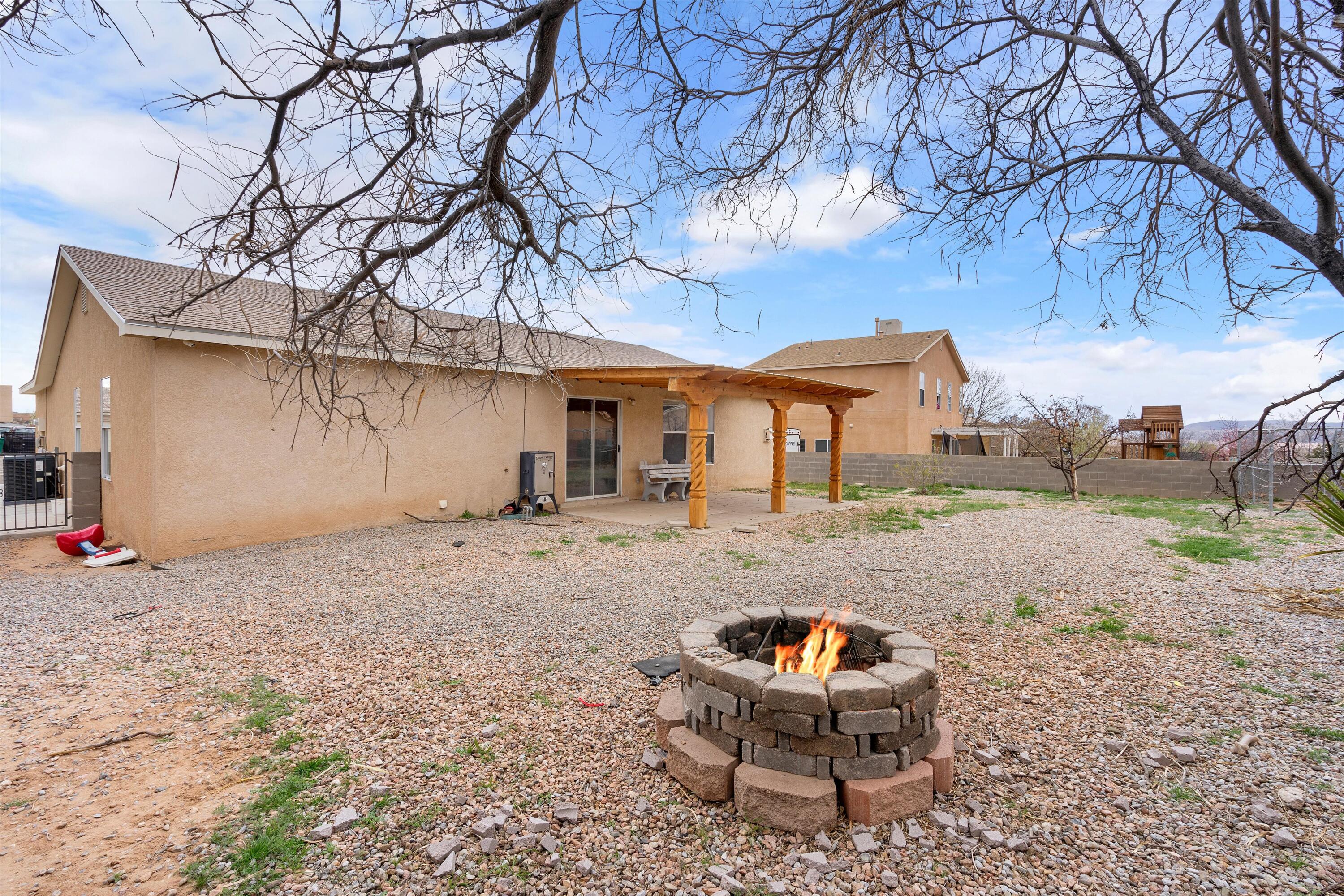 6577 Freemont Hills Loop NE