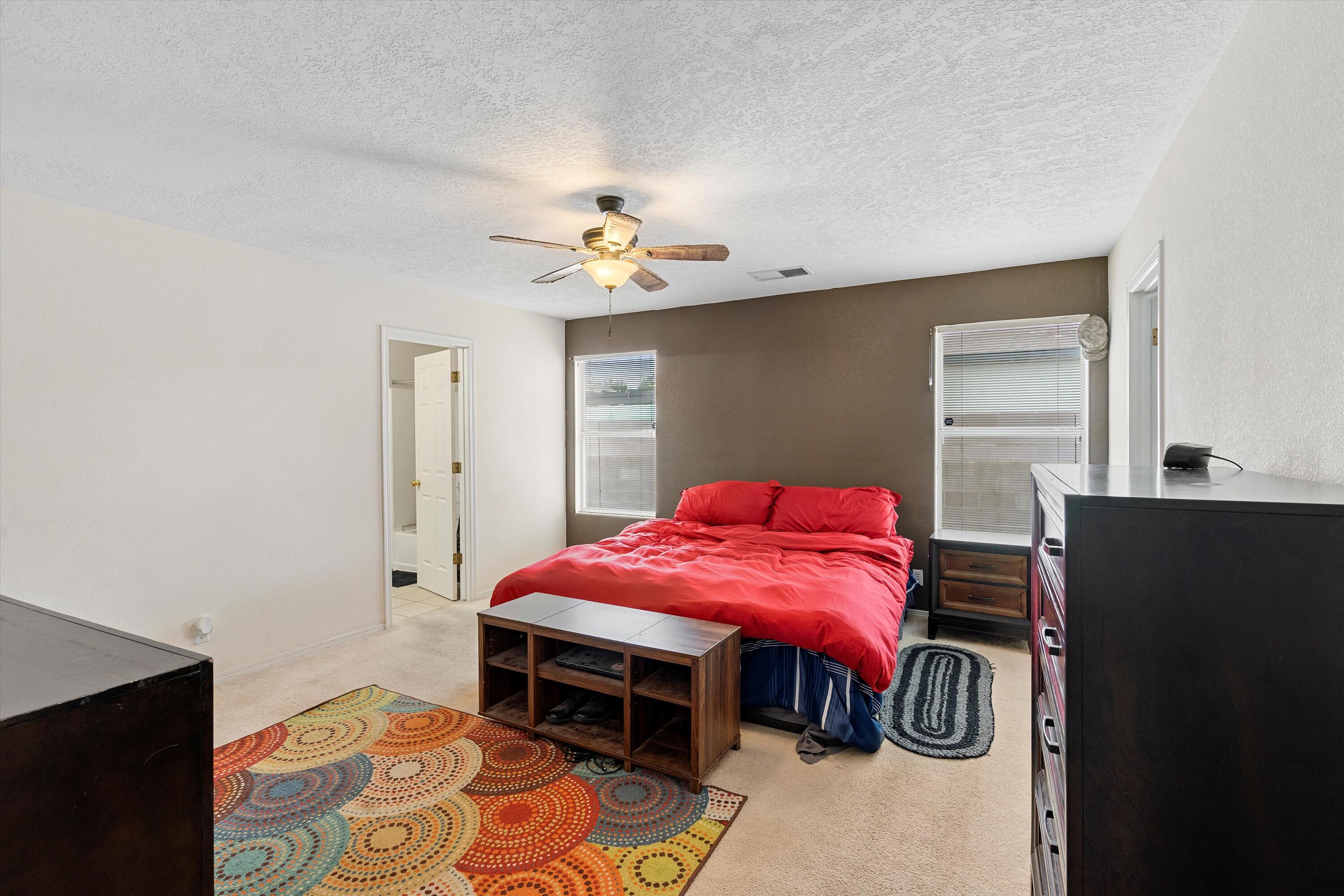 6577 Freemont Hills Loop NE