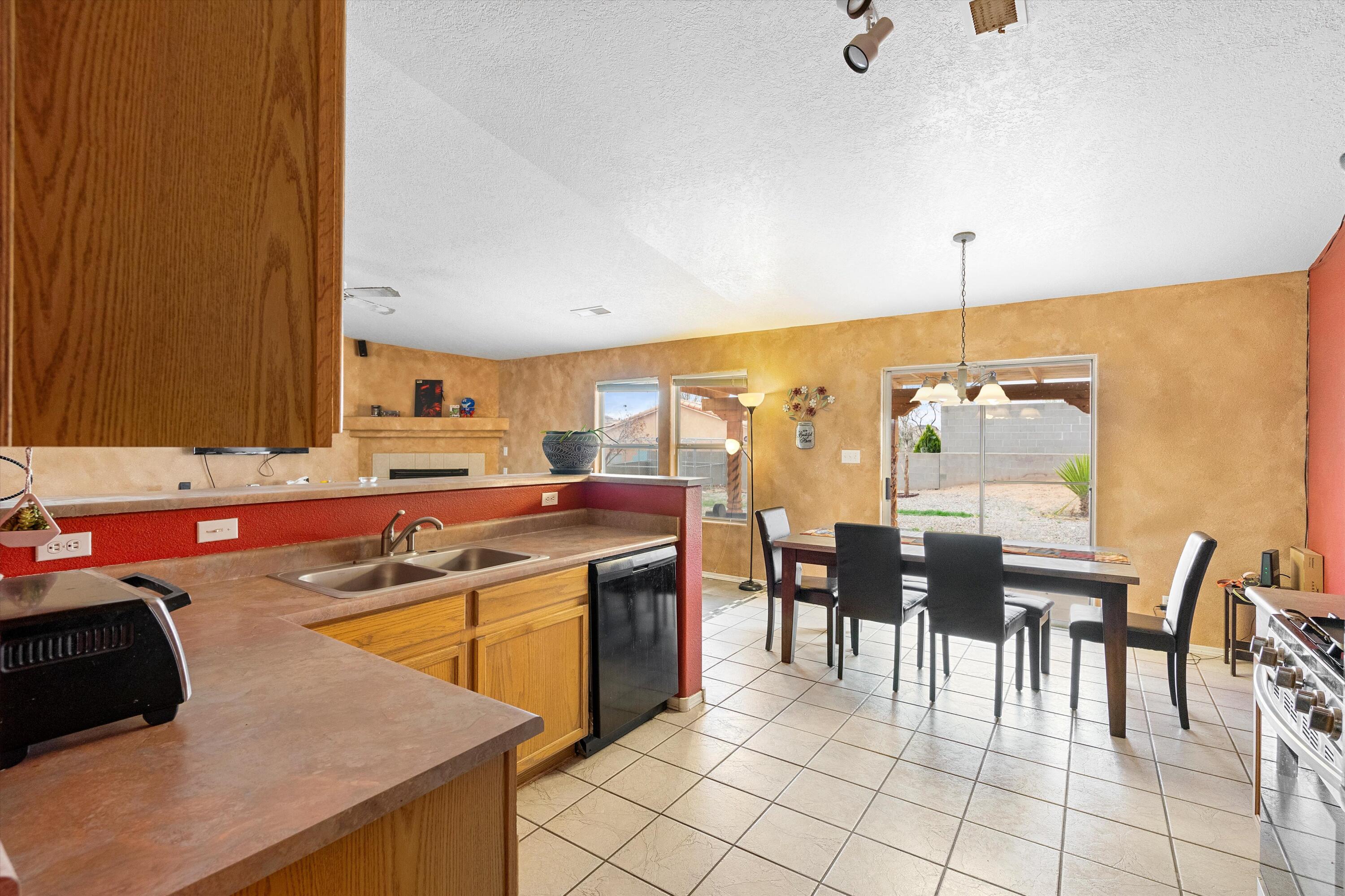 6577 Freemont Hills Loop NE