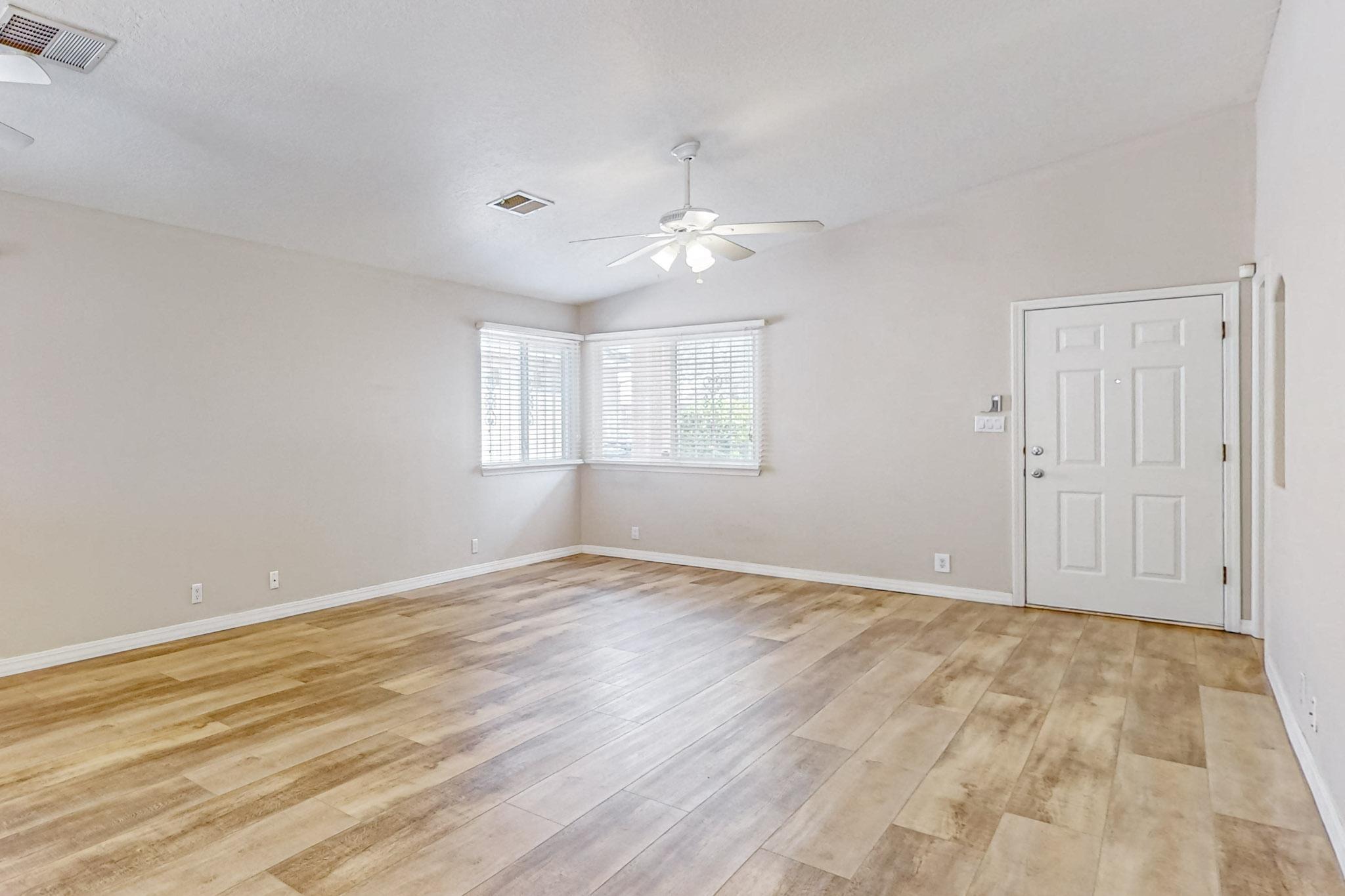 8311 Santa Clarita Street NE
