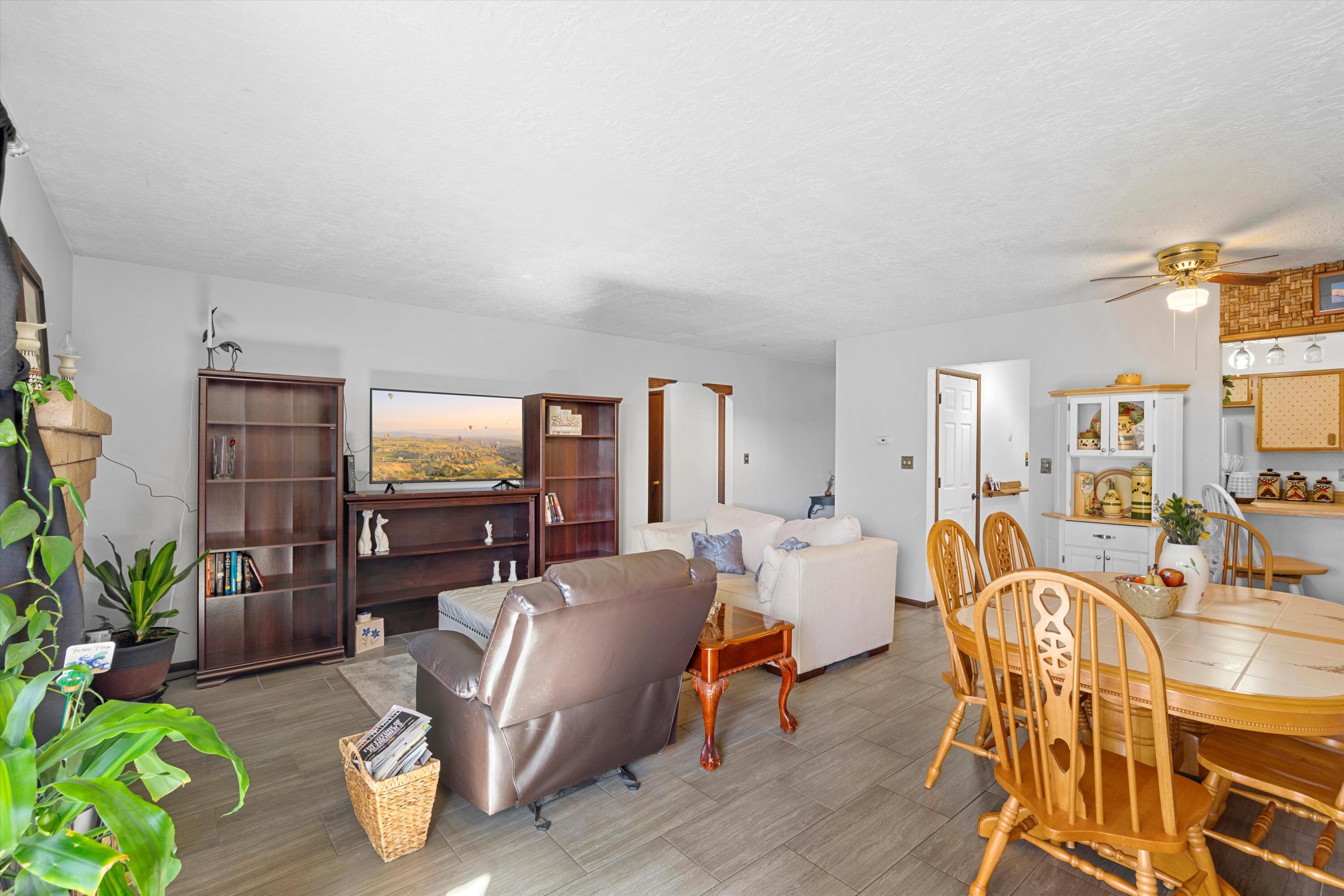 516 Star Villa Circle SE