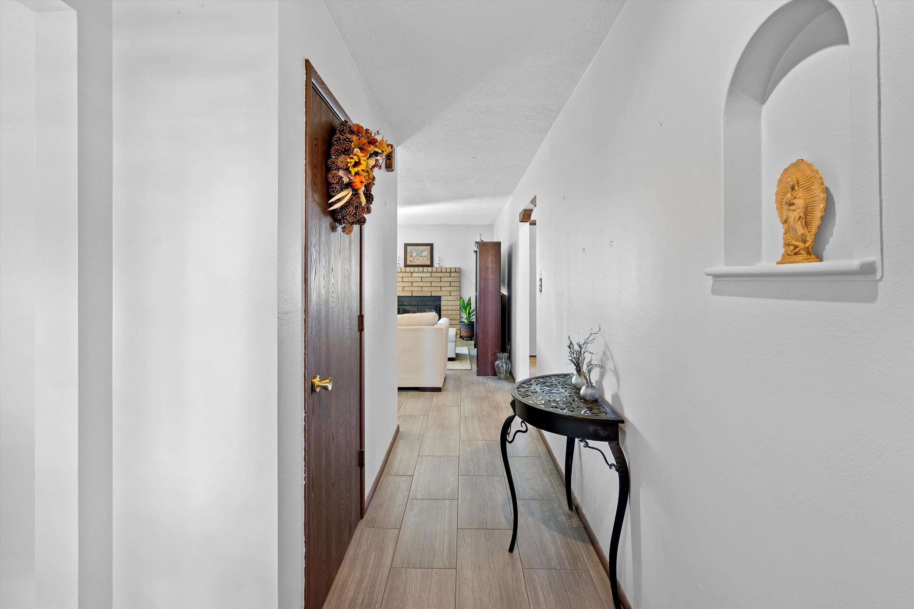 516 Star Villa Circle SE