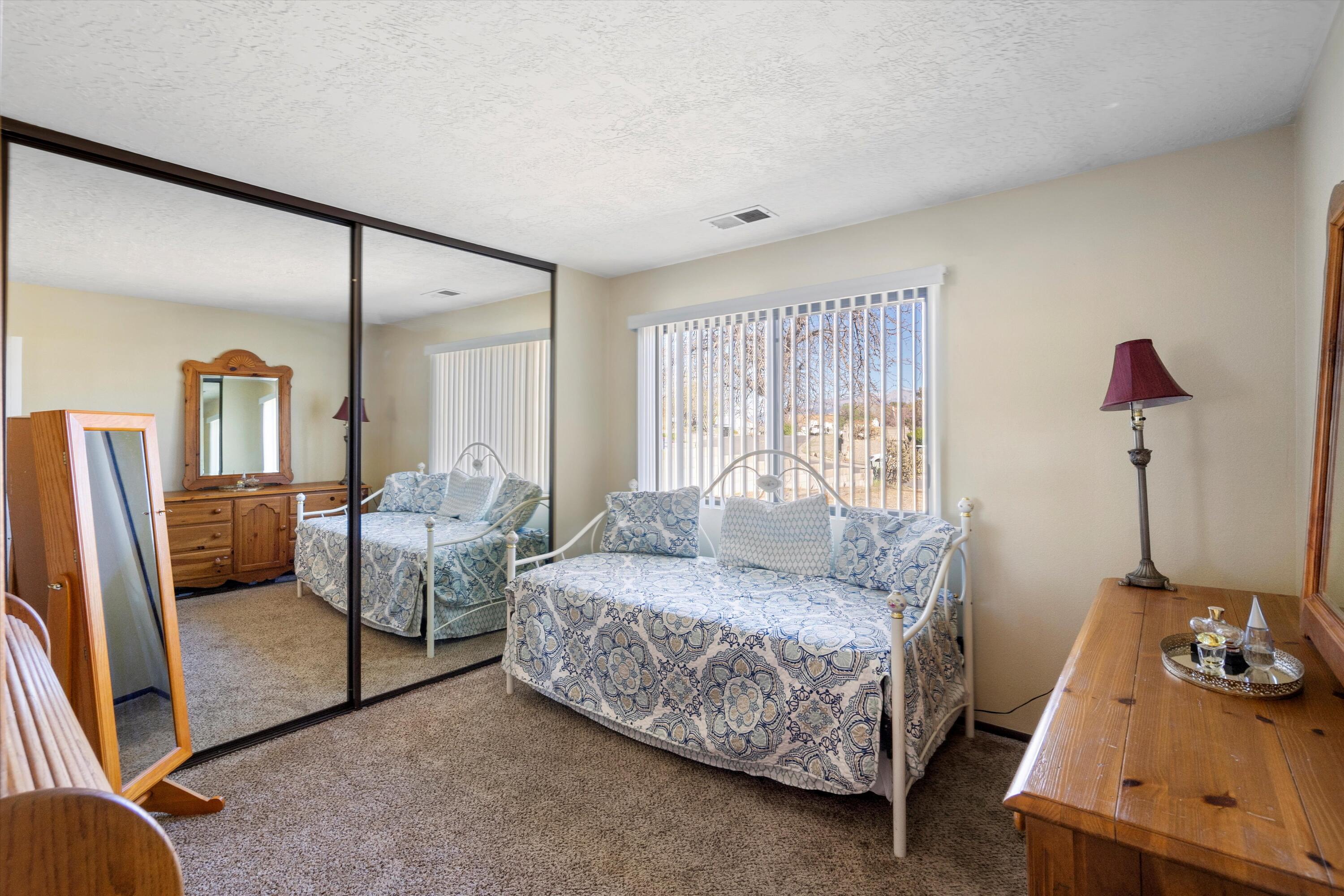 516 Star Villa Circle SE