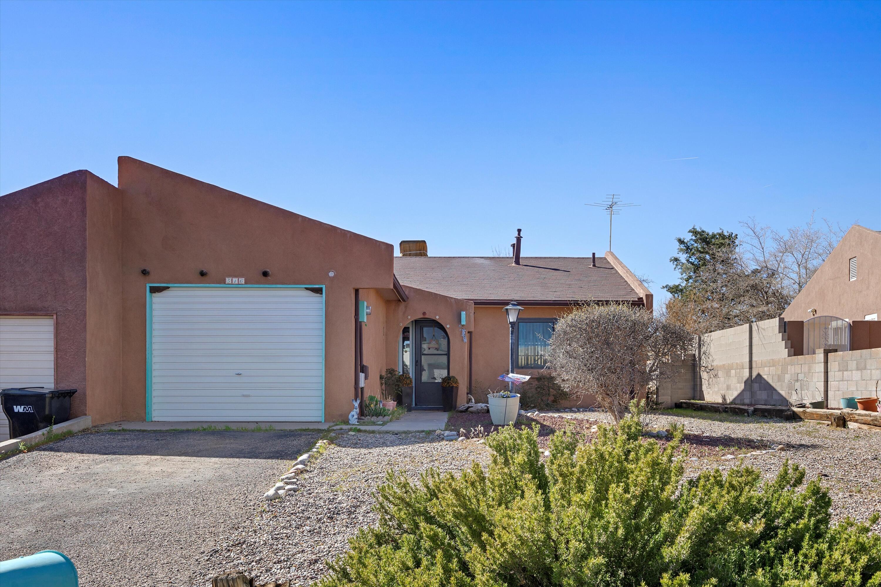 516 Star Villa Circle SE
