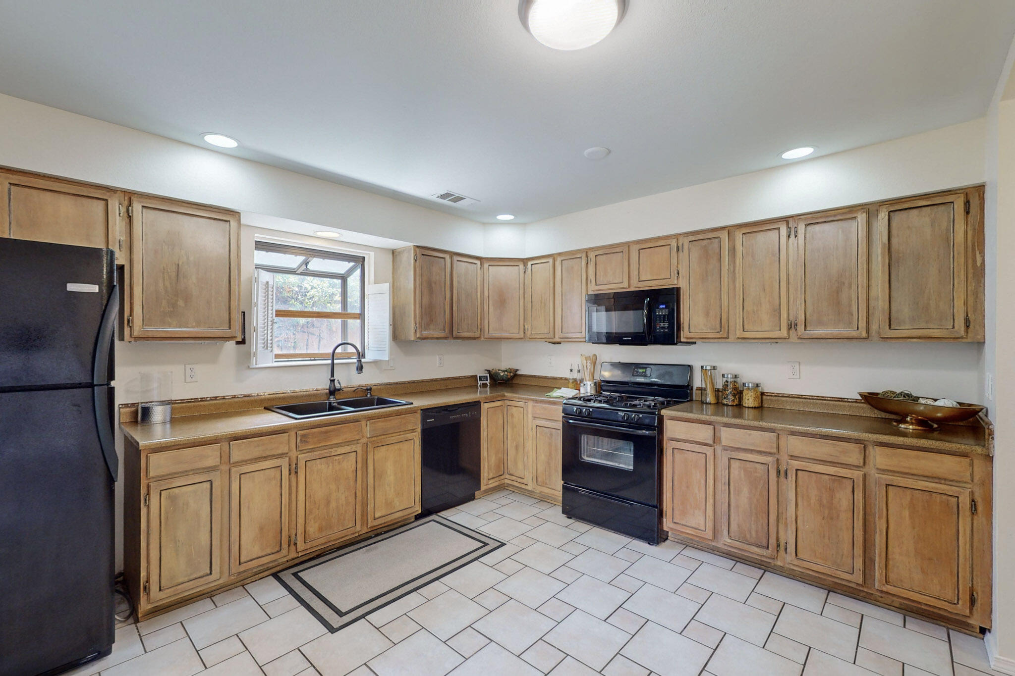 2680 Pinewood Drive SE