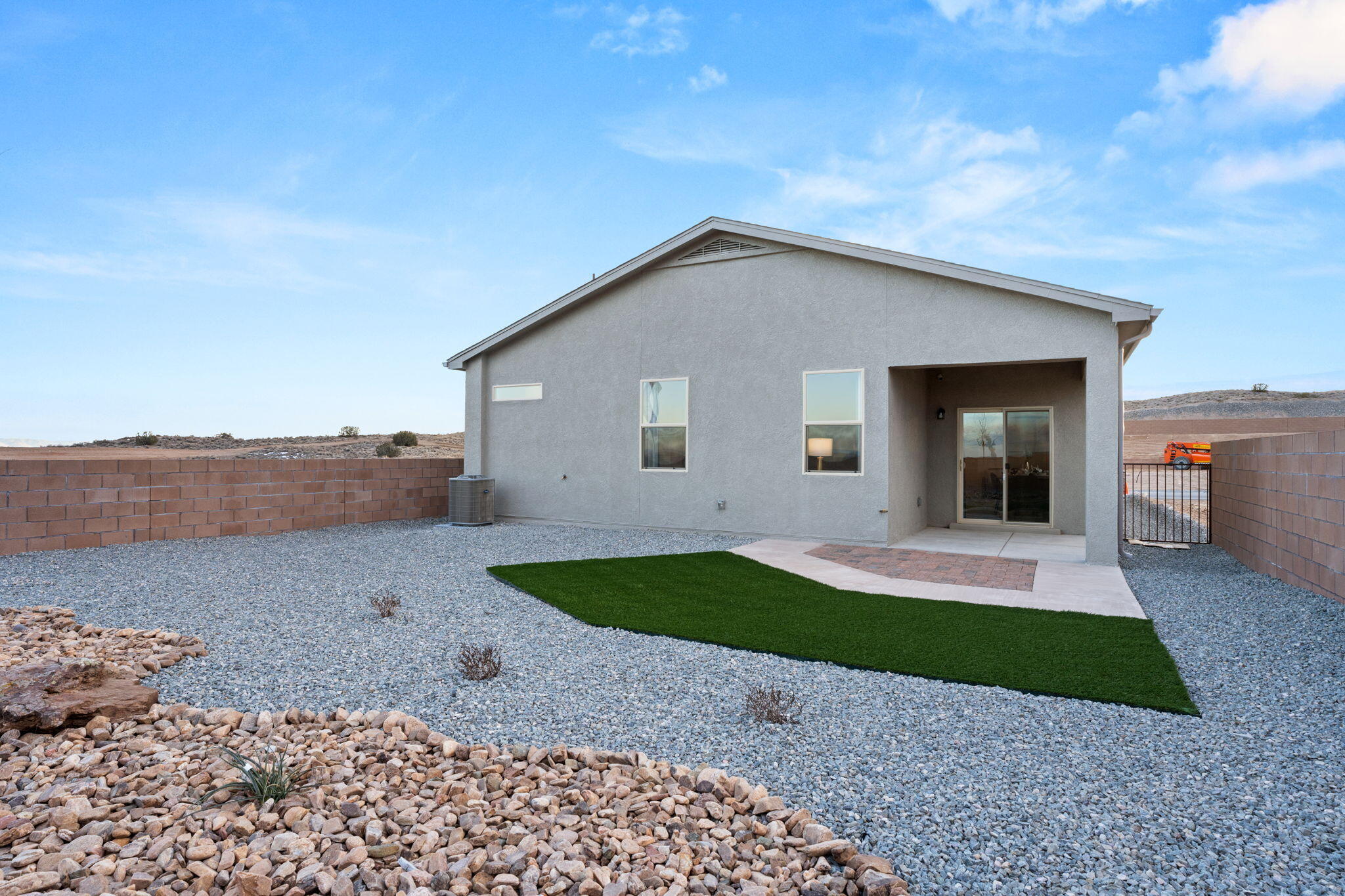 1437 Vista Grande Loop NE