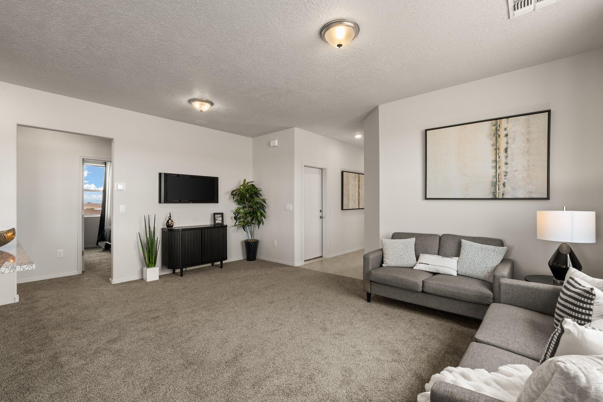 1437 Vista Grande Loop NE