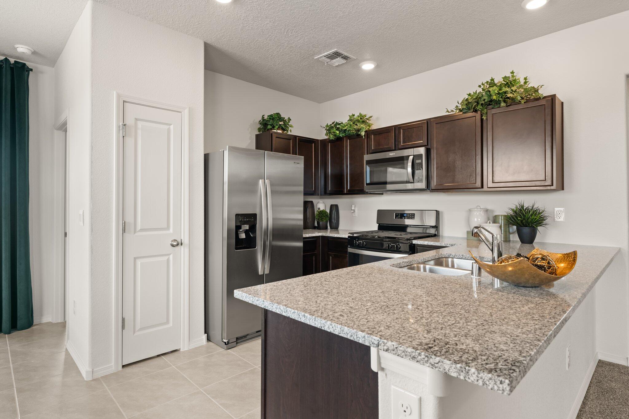 1437 Vista Grande Loop NE