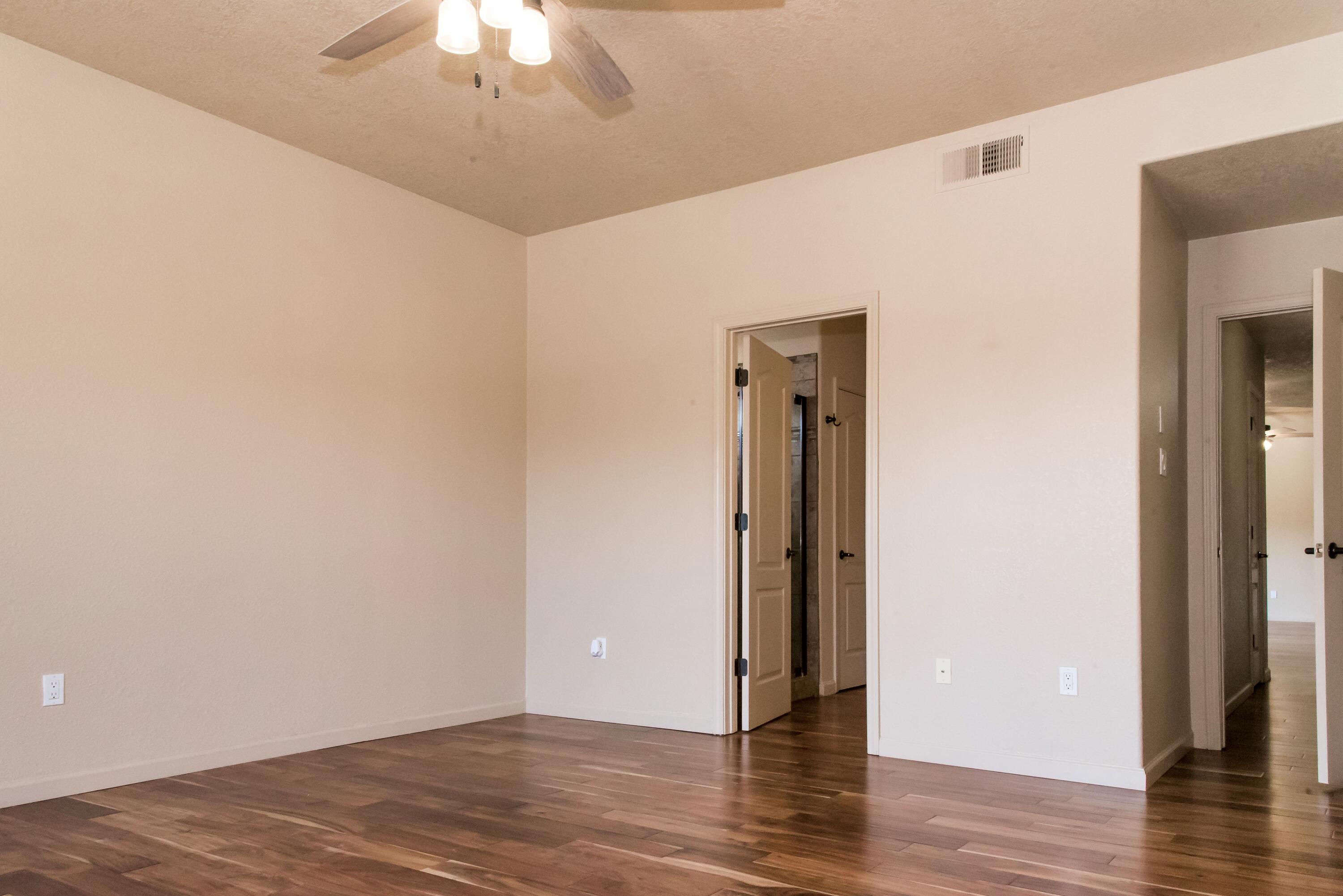 3809 Fox Sparrow Trail NW