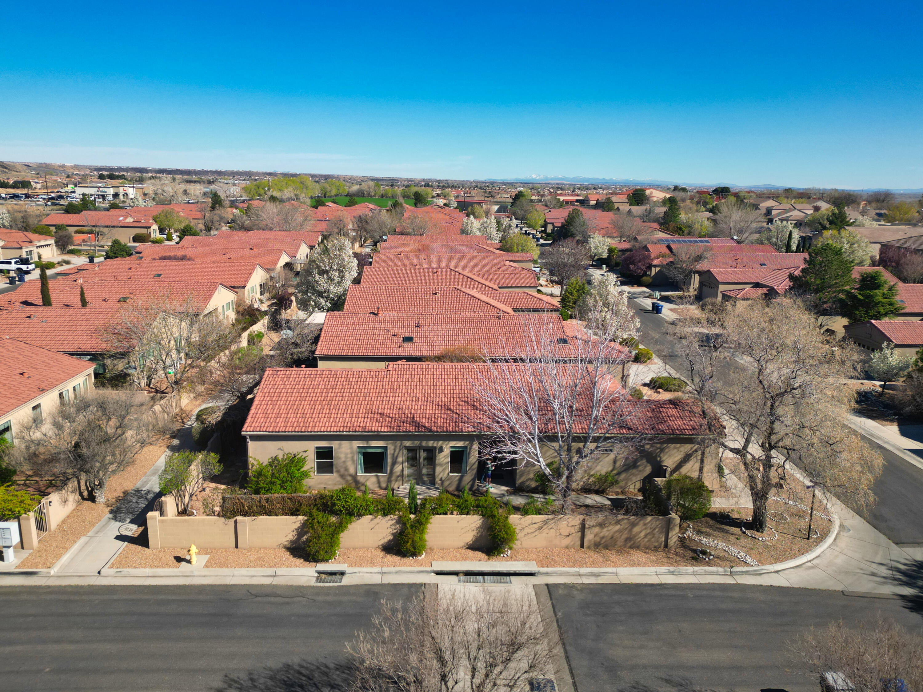 3809 Fox Sparrow Trail NW