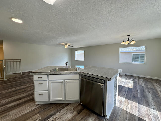 325 Cloud View Avenue SW