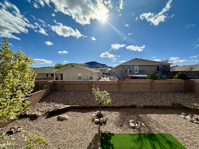 325 Cloud View Avenue SW