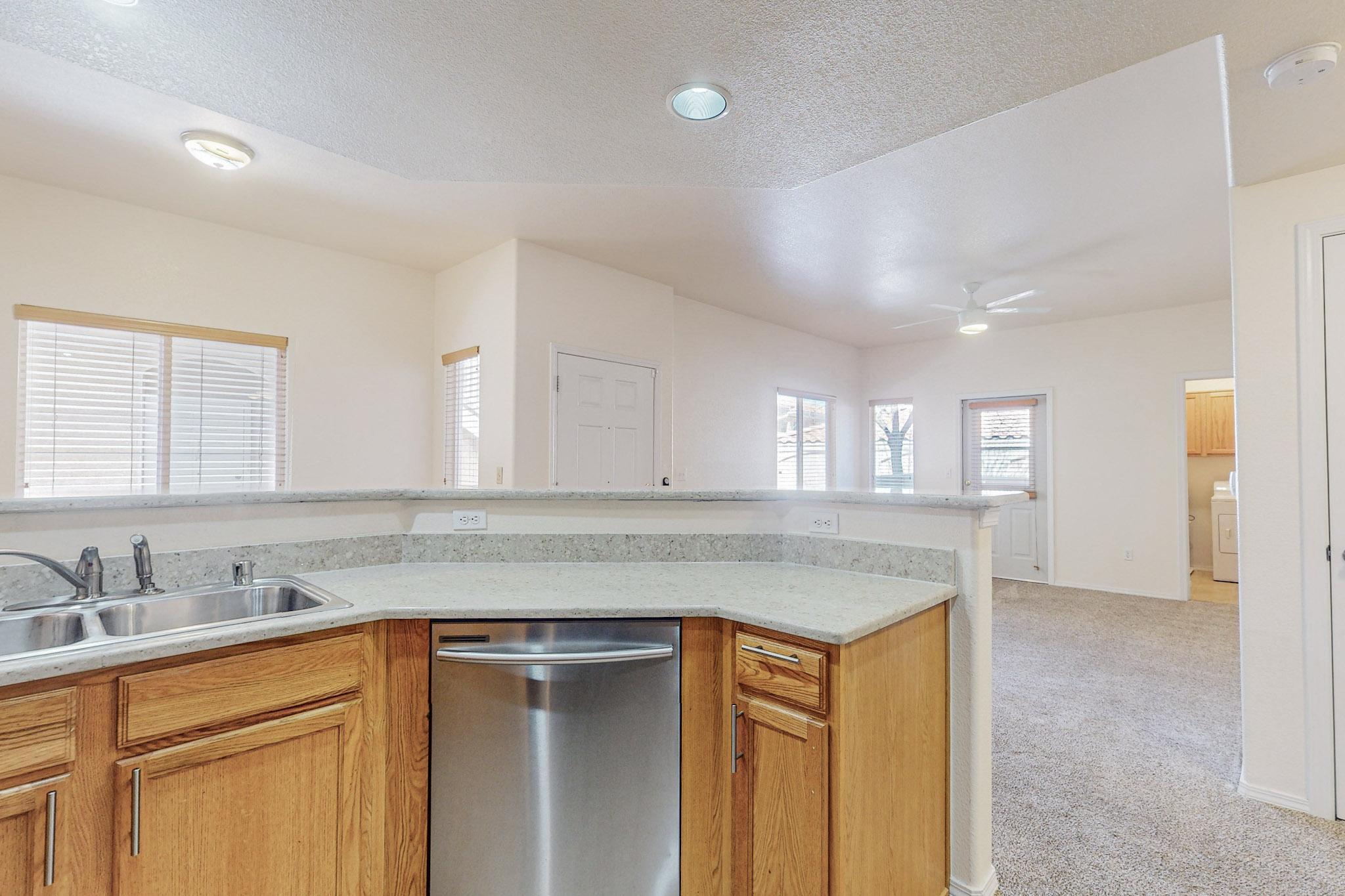 6800 Vista Del Norte Drive NE 2716