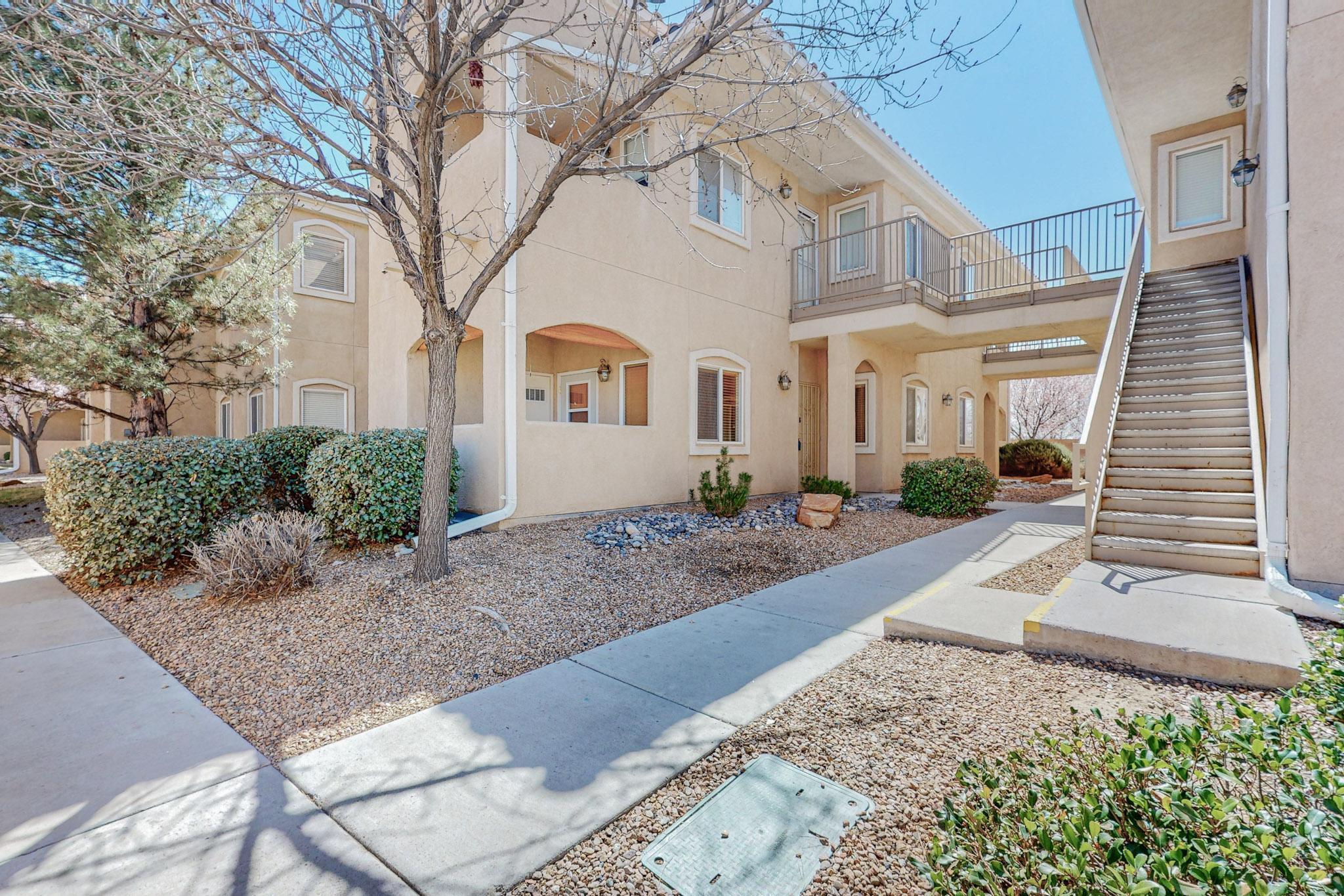6800 Vista Del Norte Drive NE 2716