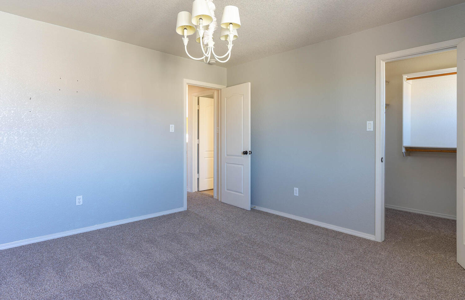 1022 Toscana Drive SE