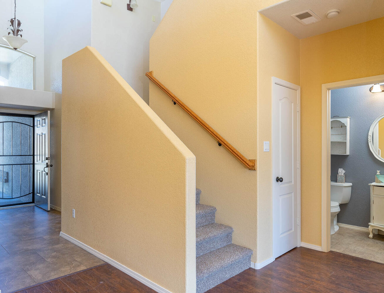 1022 Toscana Drive SE