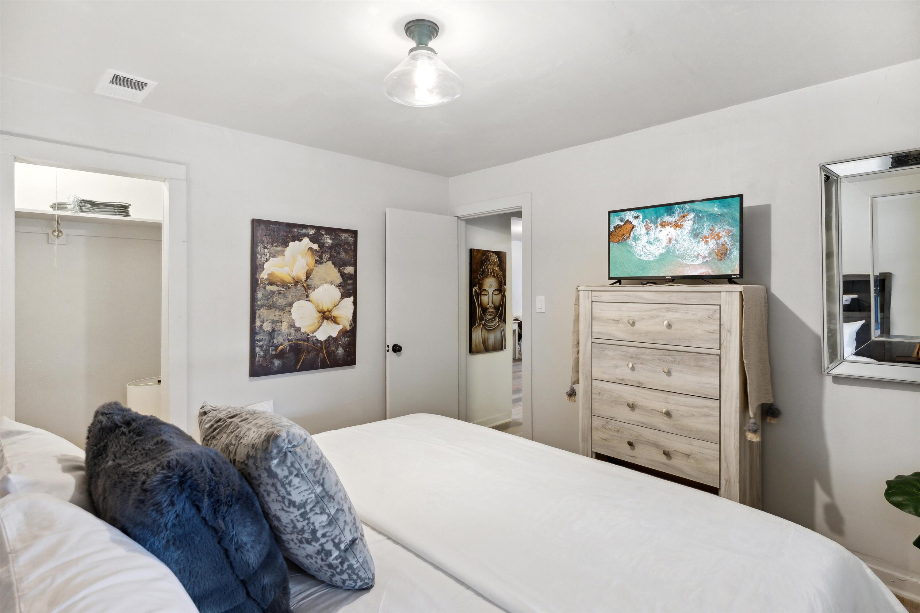 4113 6th Street NW Abc