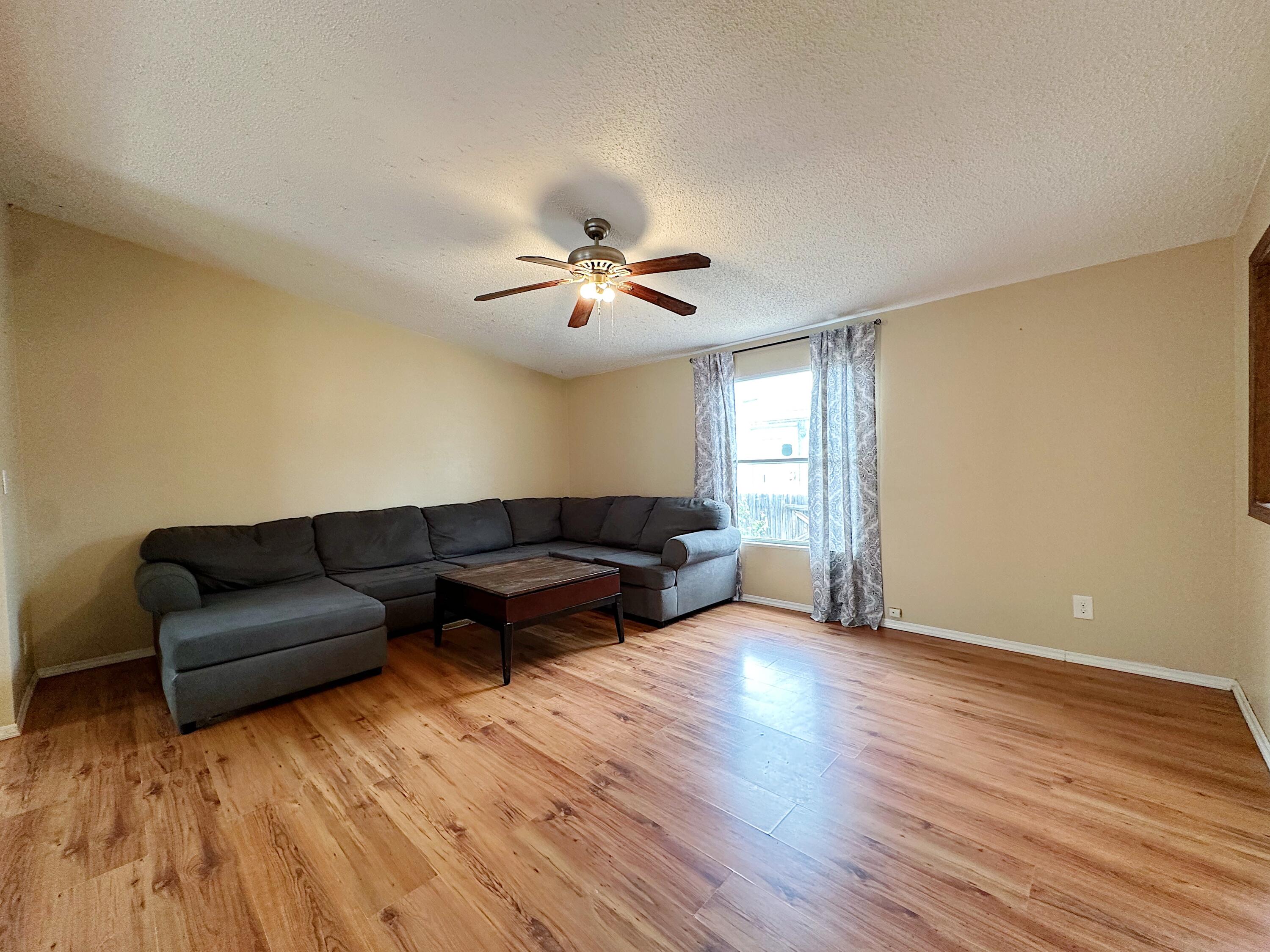 1032 Las Rosas Drive SE