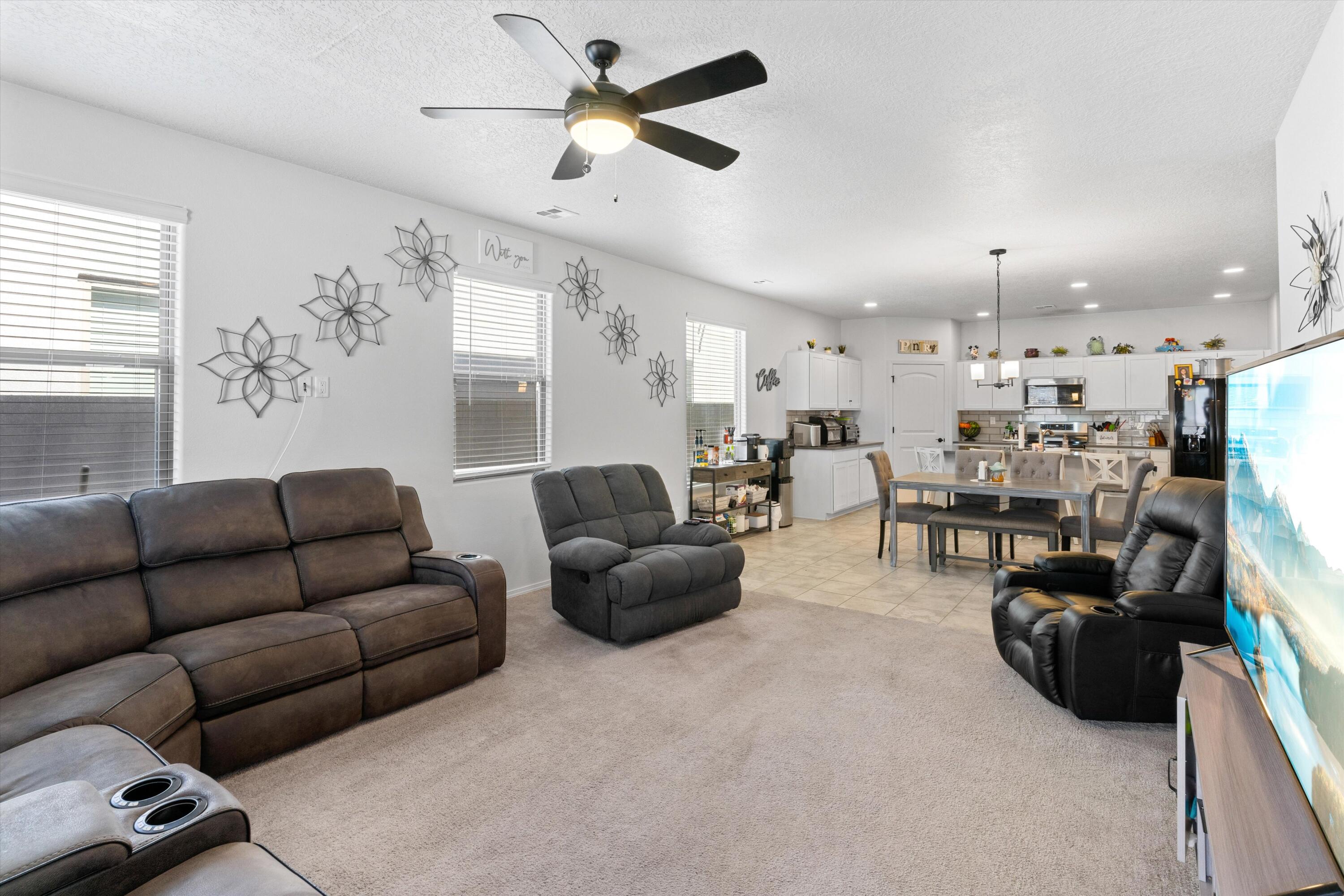 5785 Cosmo Court NE