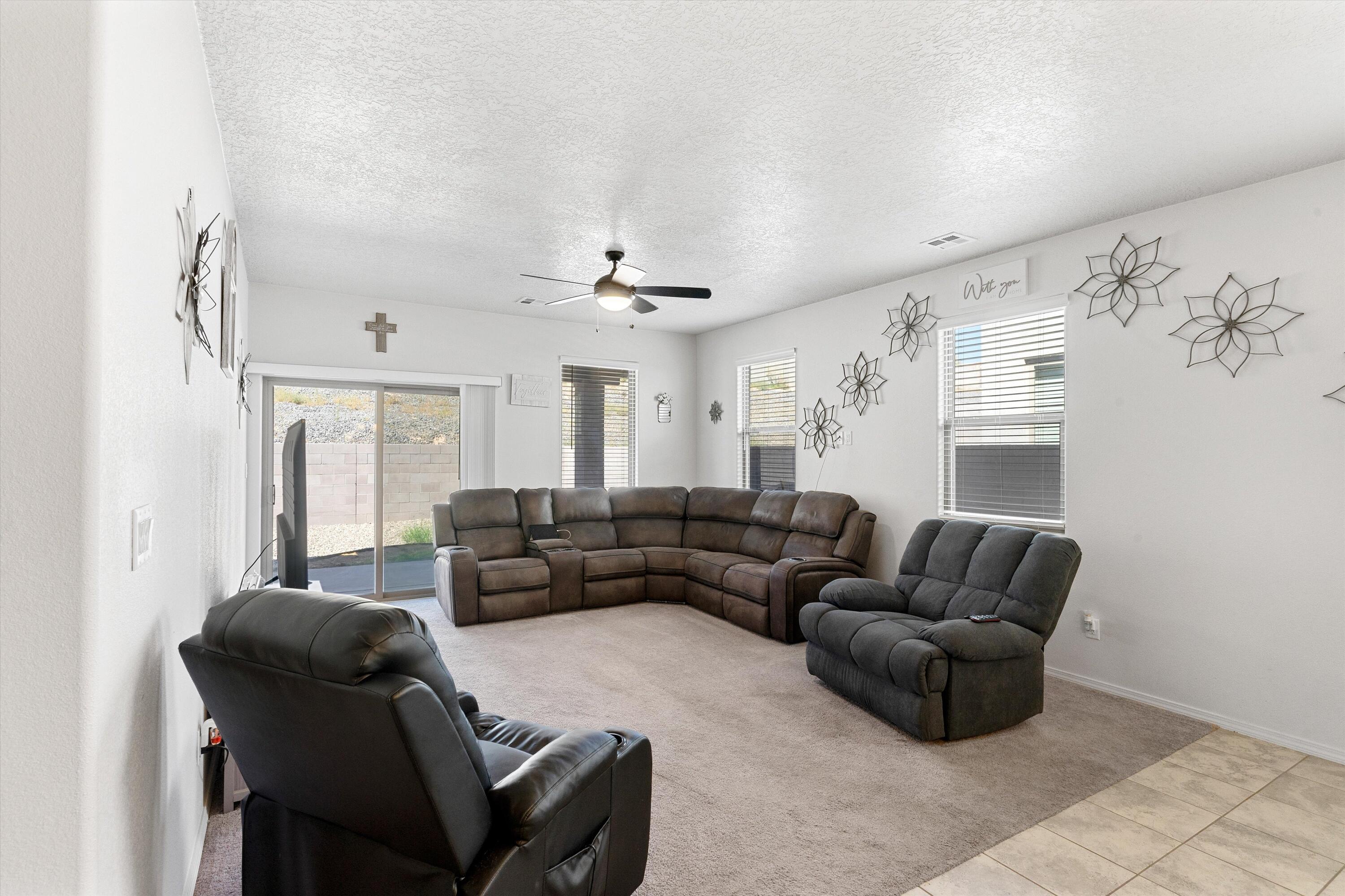 5785 Cosmo Court NE