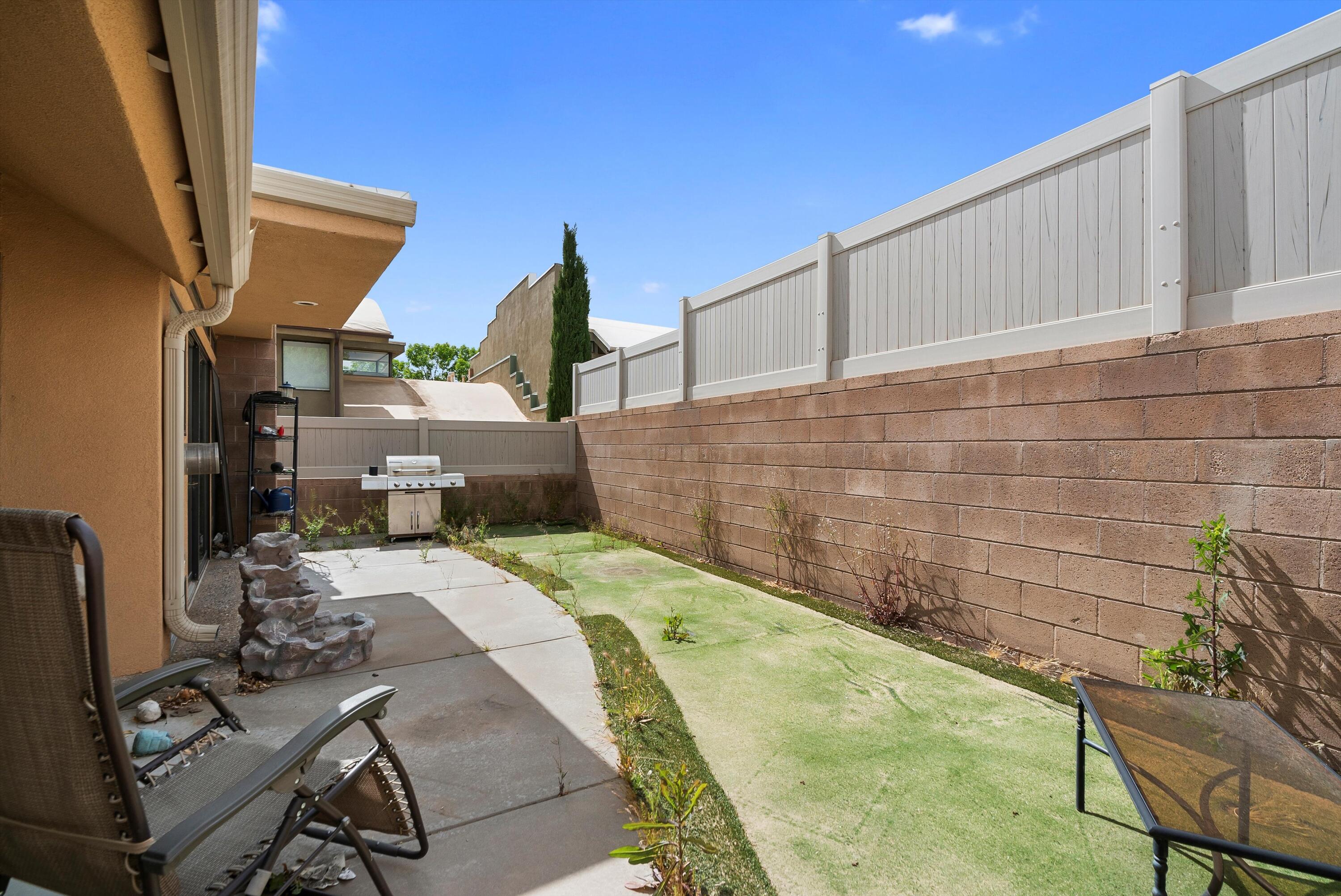 4108 Bay Court NE