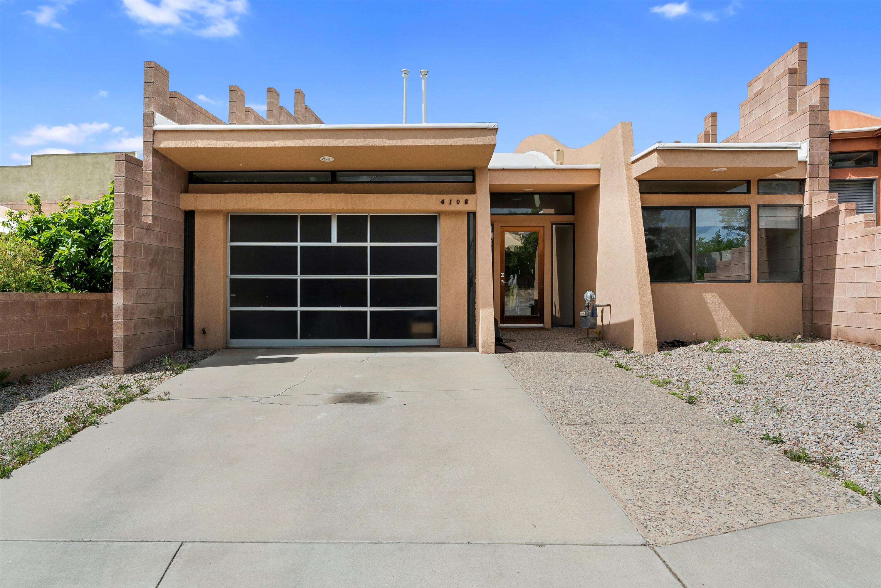 4108 Bay Court NE