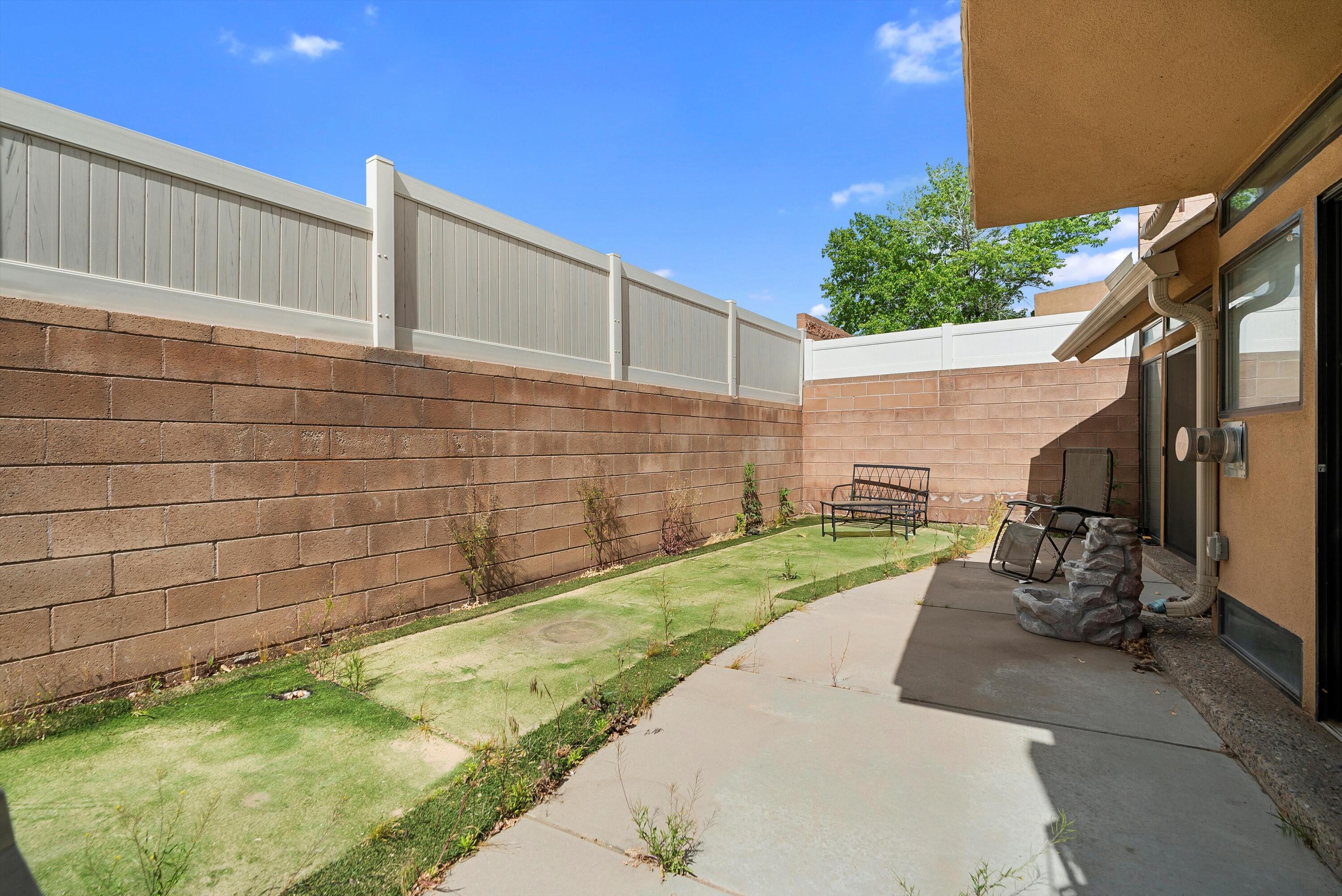 4108 Bay Court NE