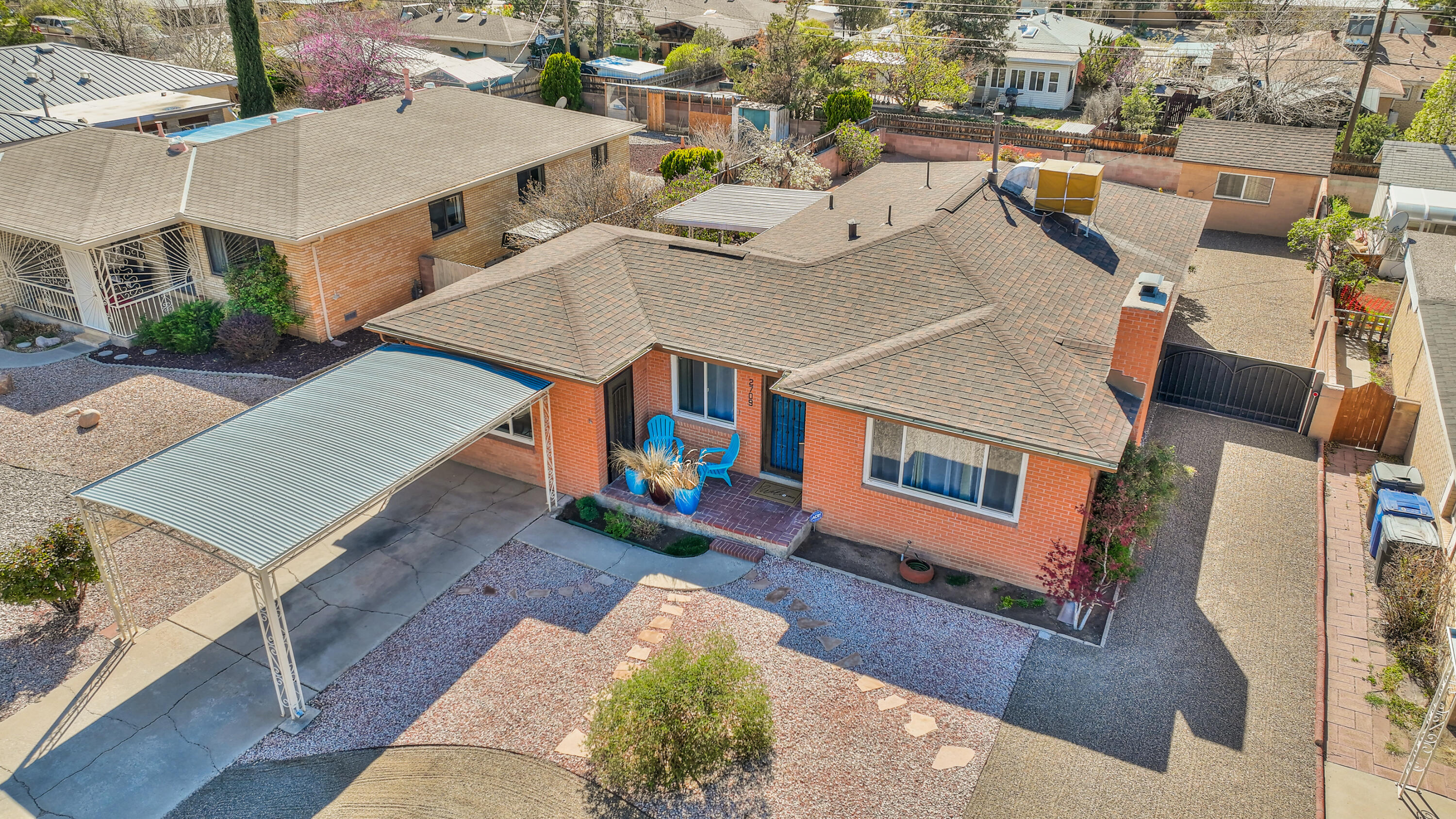 2709 Valencia Drive NE
