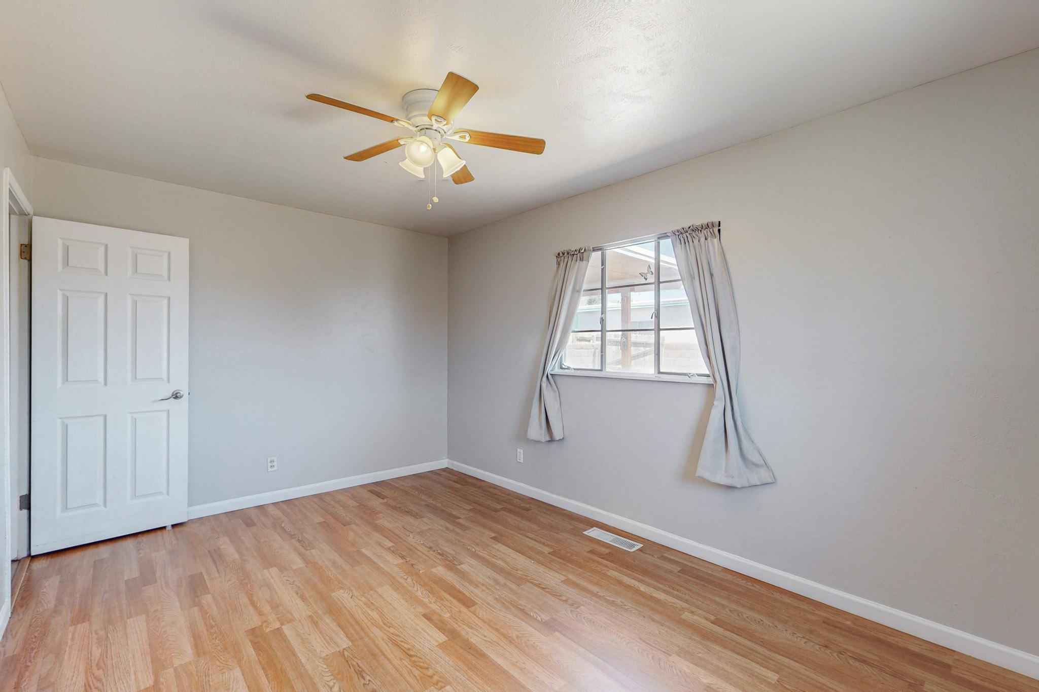 5016 Palo Duro Avenue NE