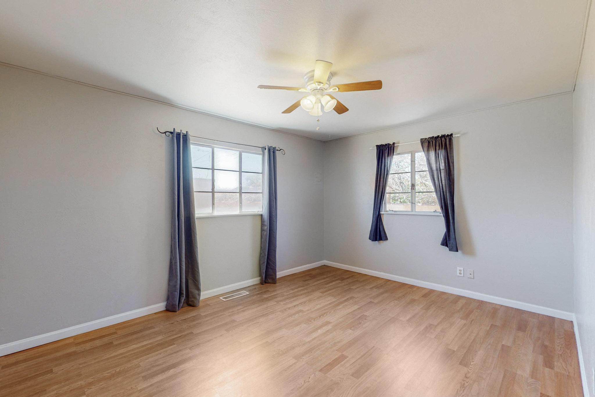 5016 Palo Duro Avenue NE